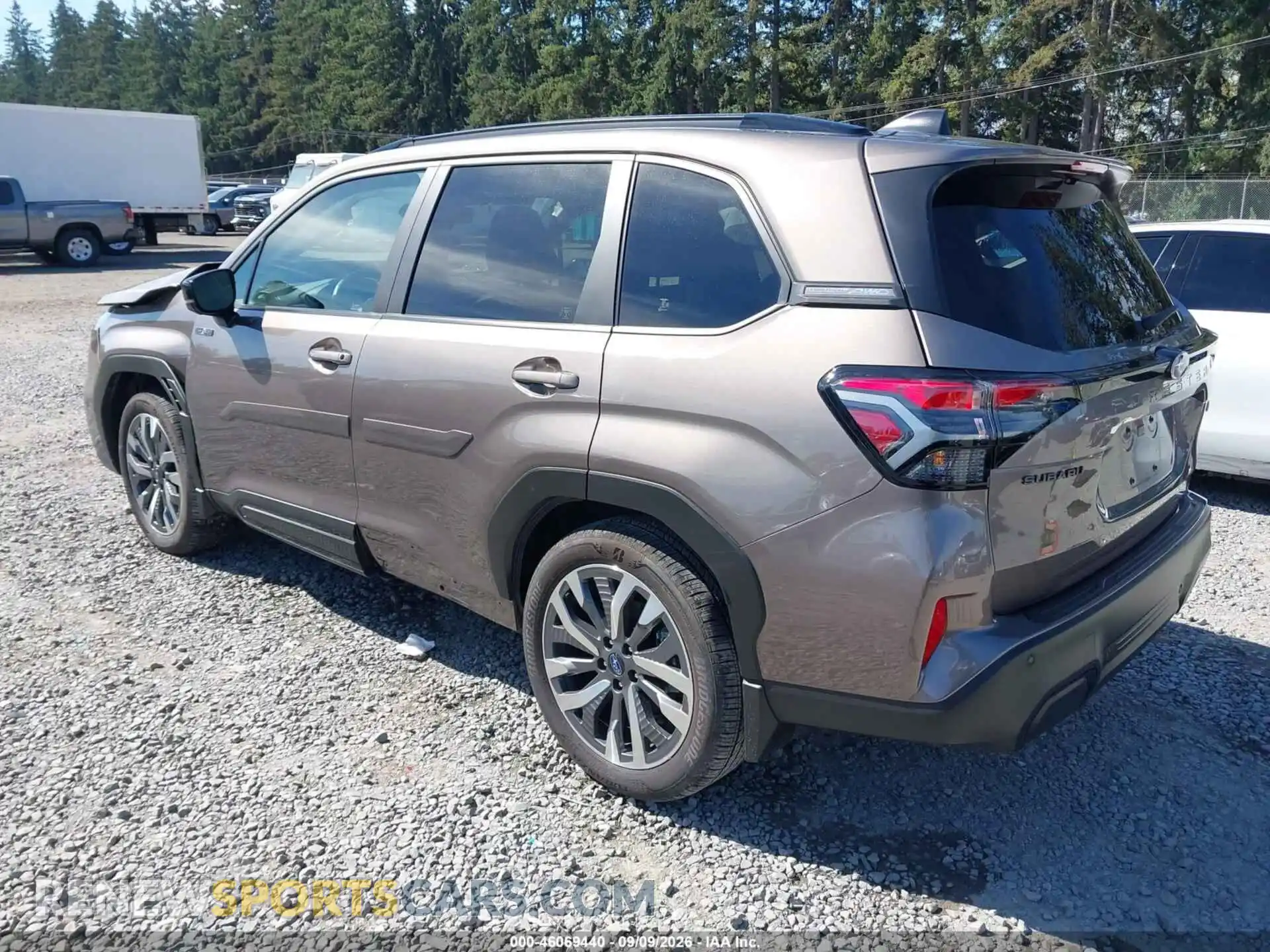 3 fotografías del automóvil dañado JF2SLSTD9SH433672 SUBARU FORESTER 2025