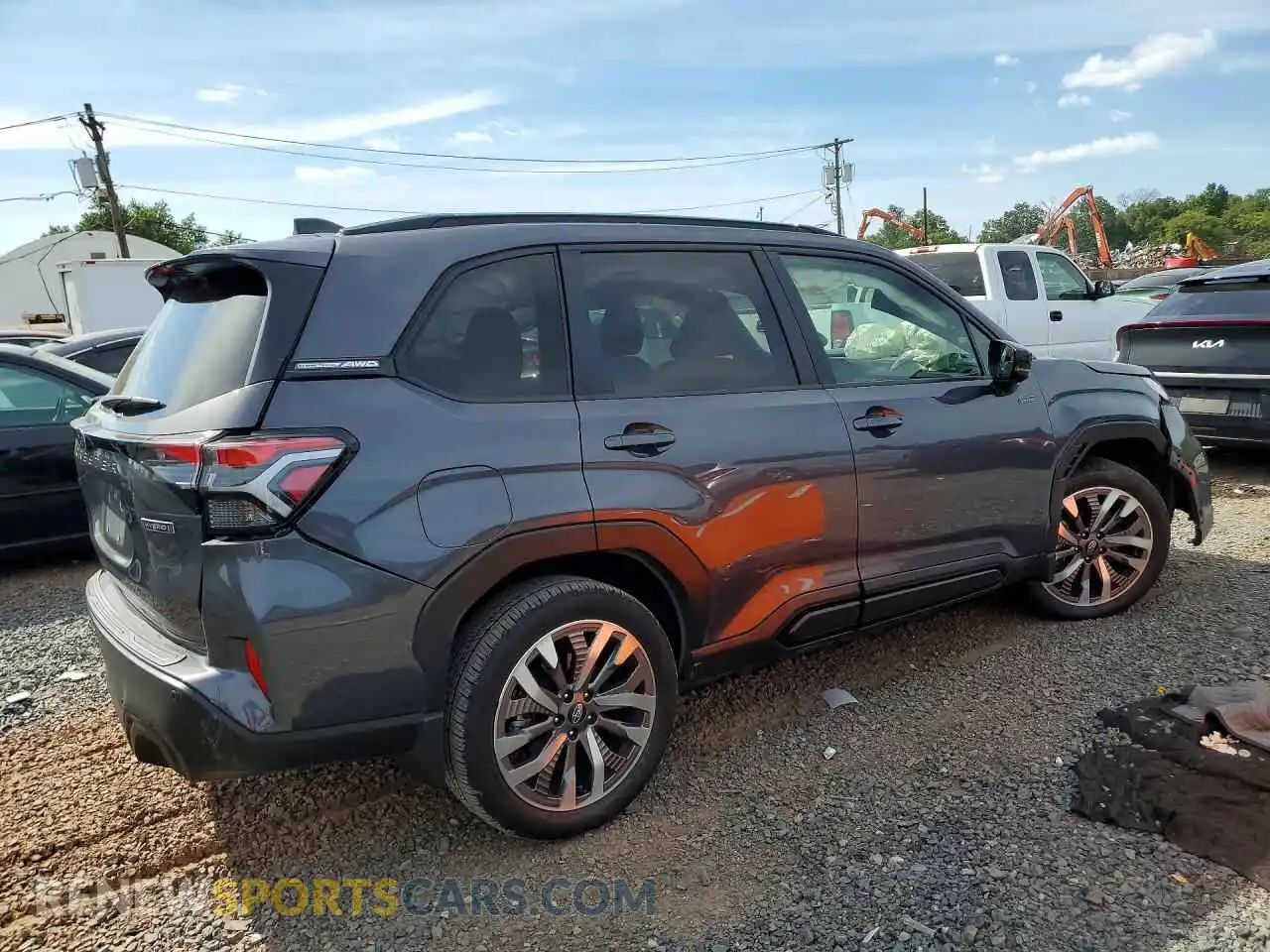 3 Photograph of a damaged car JF2SLSTDXSH407114 SUBARU FORESTER 2025