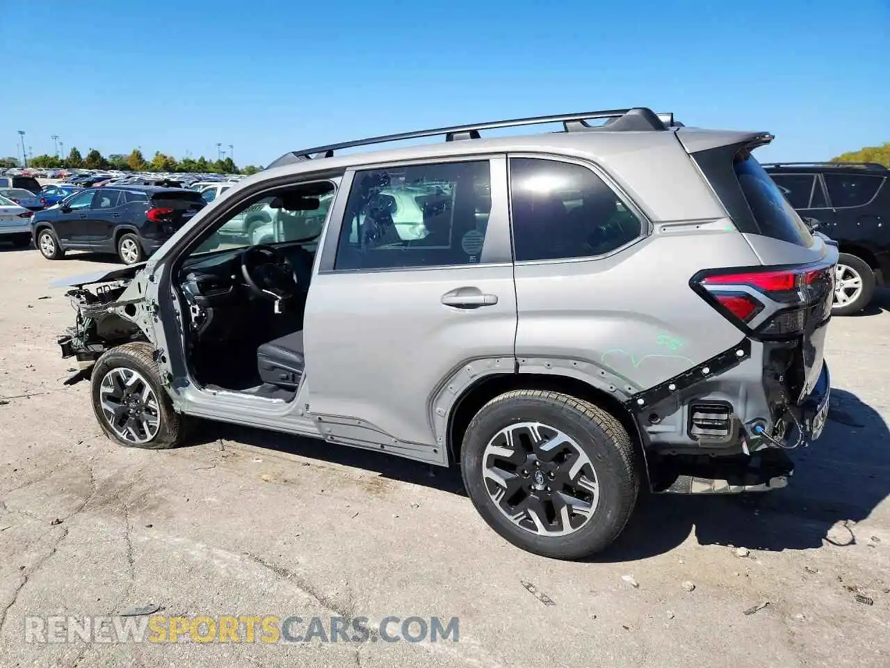 2 Фотография поврежденного автомобиля 4S4SLDB68T3054864 SUBARU FORESTER 2026