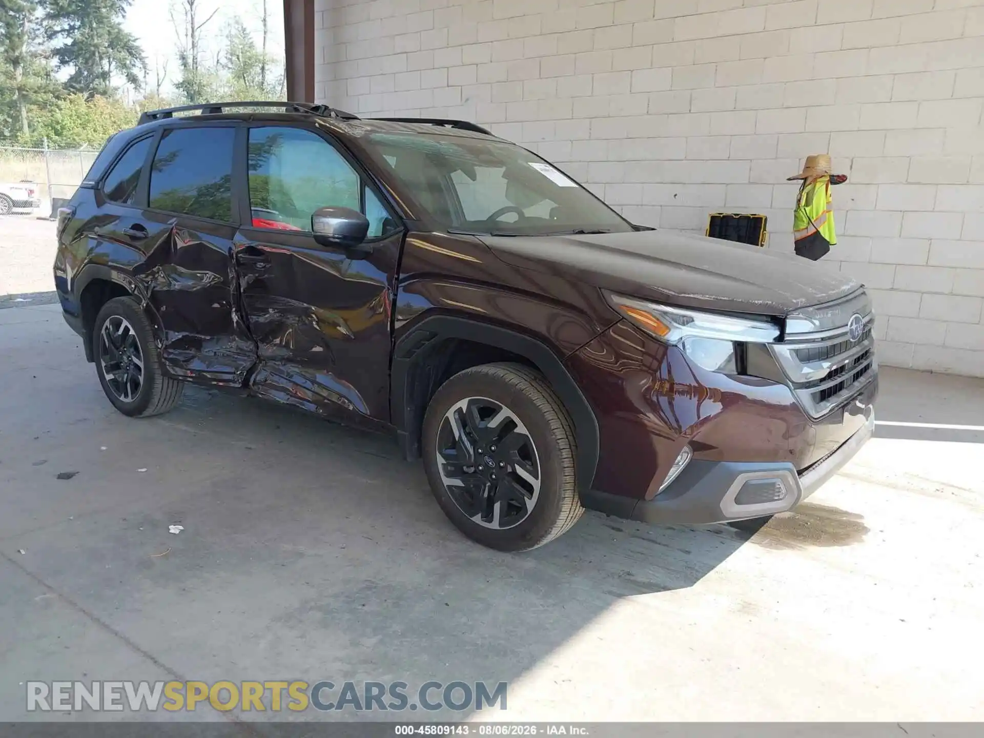 1 Фотография поврежденного автомобиля 4S4SLDR69T3080427 SUBARU FORESTER 2026