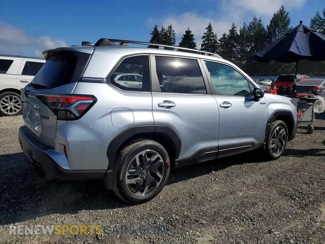 3 Photograph of a damaged car 4S4SLSE78T3111458 SUBARU FORESTER 2026