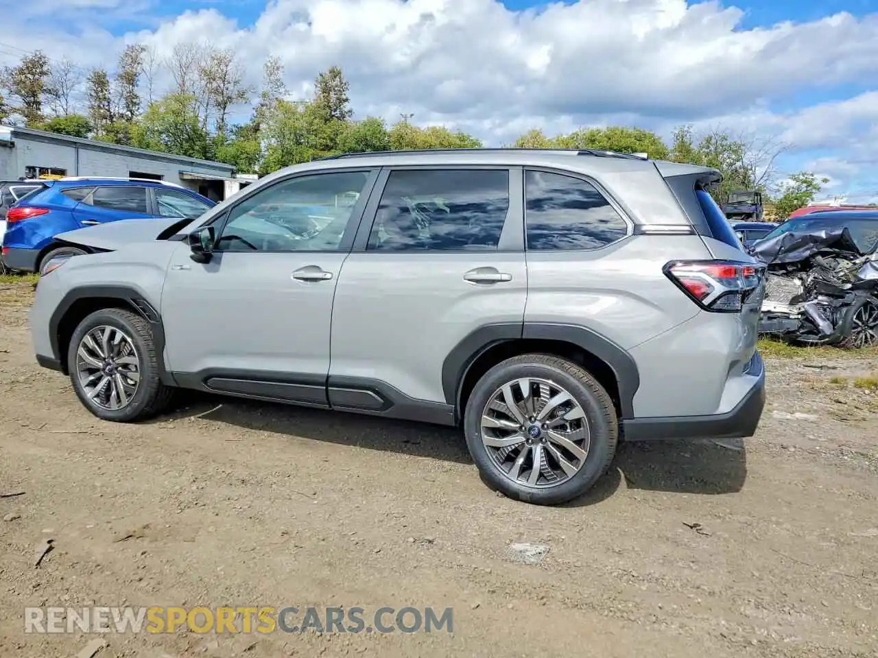 2 fotografías del automóvil dañado JF2SLSTD0TH468487 SUBARU FORESTER 2026