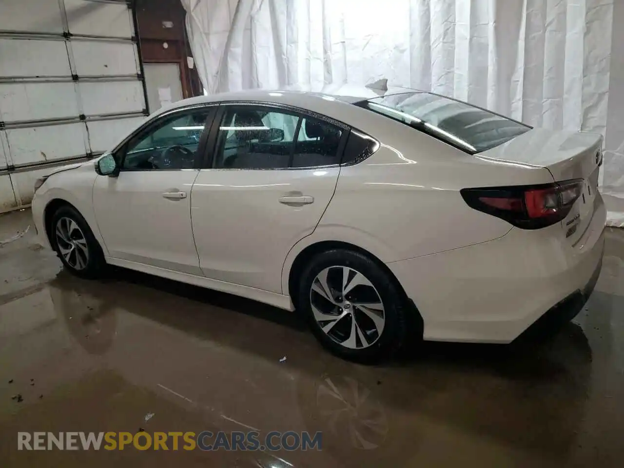 2 Photograph of a damaged car 4S3BWAC61L3015476 SUBARU LEGACY 2020