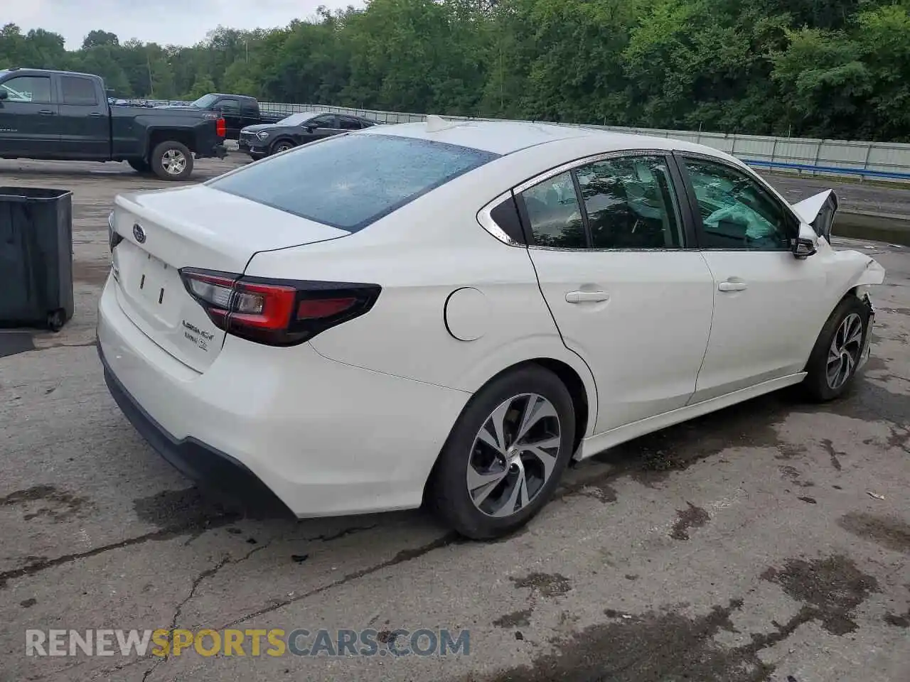 3 Photograph of a damaged car 4S3BWAD67M3003025 SUBARU LEGACY 2021