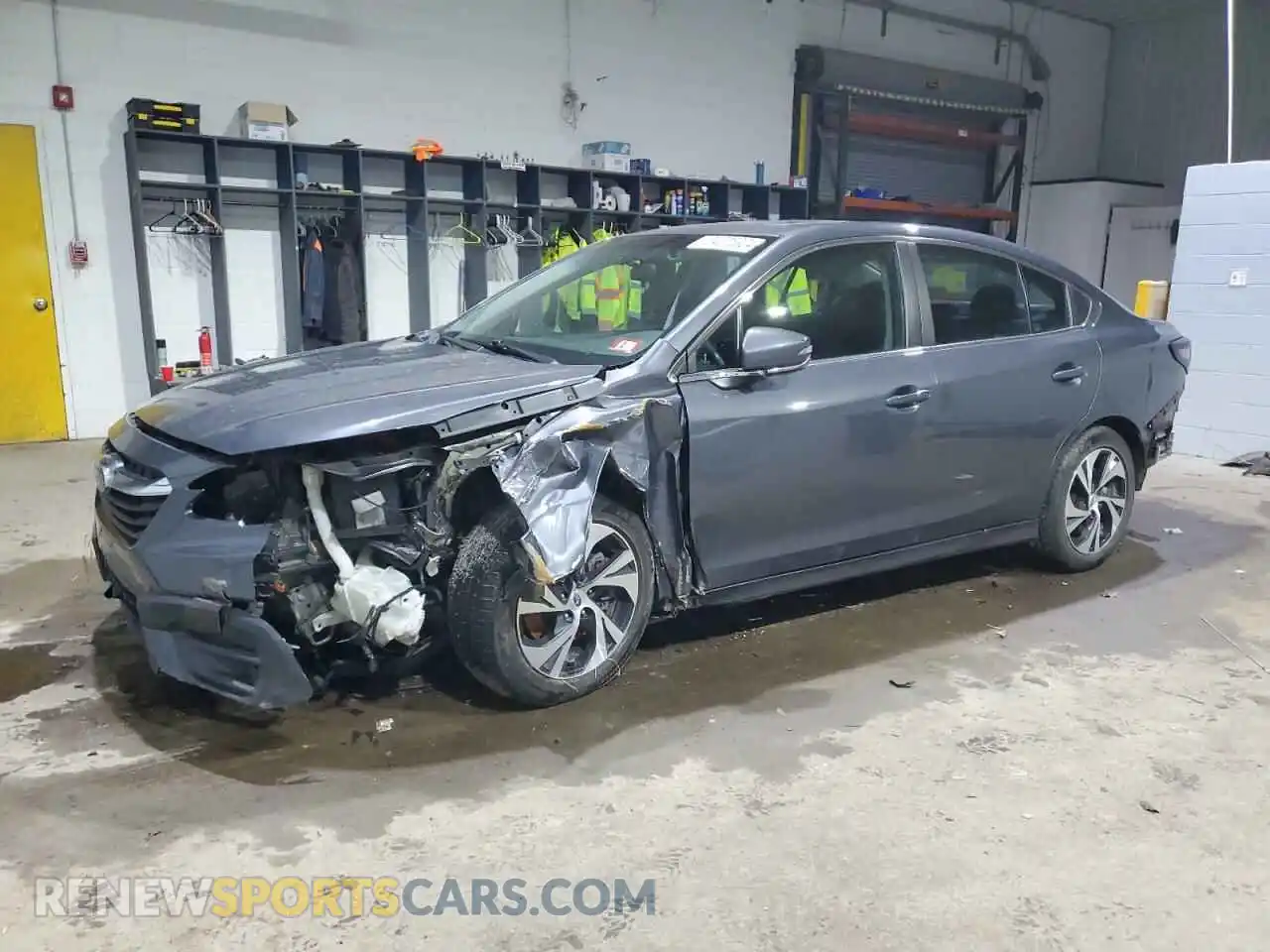 1 Photograph of a damaged car 4S3BWAF66M3019729 SUBARU LEGACY 2021