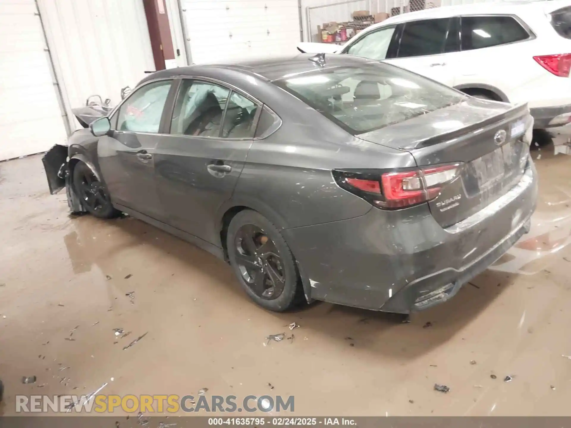 3 Photograph of a damaged car 4S3BWAH64M3015031 SUBARU LEGACY 2021