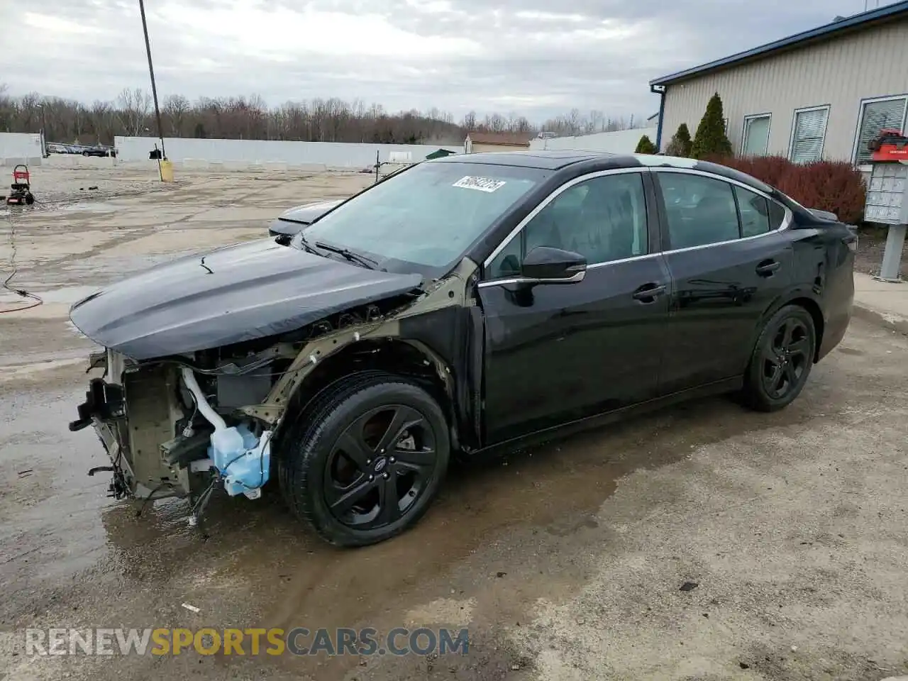 1 Photograph of a damaged car 4S3BWAH66M3010655 SUBARU LEGACY 2021