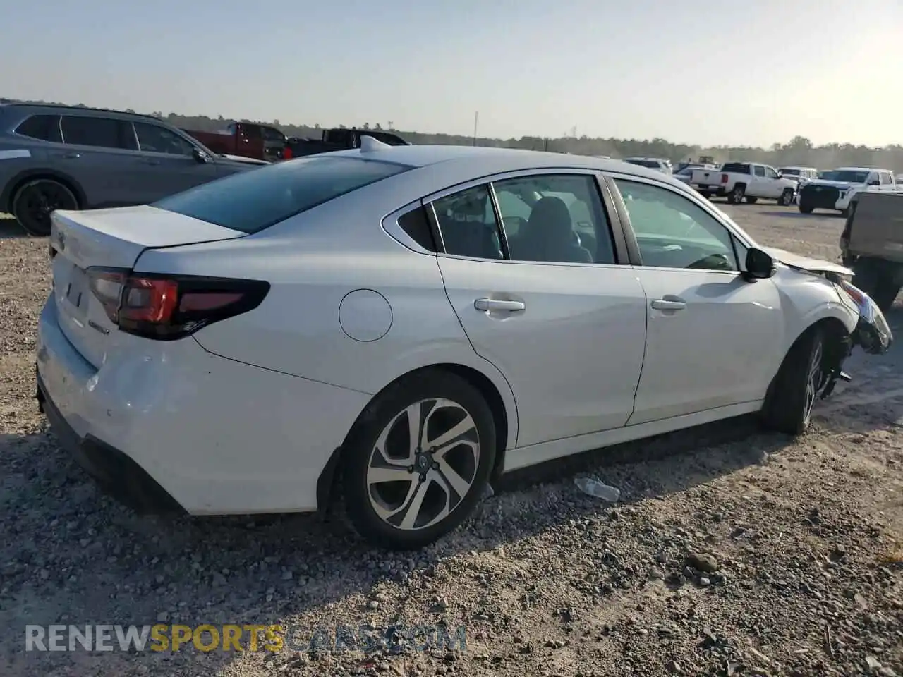 3 Фотография поврежденного автомобиля 4S3BWAN6XM3015815 SUBARU LEGACY 2021