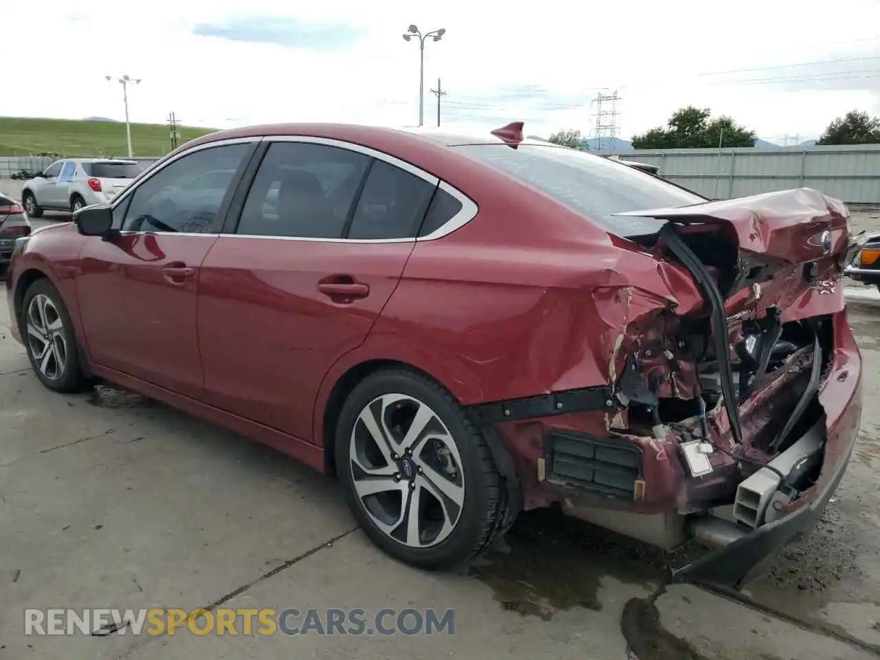 2 Photograph of a damaged car 4S3BWGN68M3008719 SUBARU LEGACY 2021