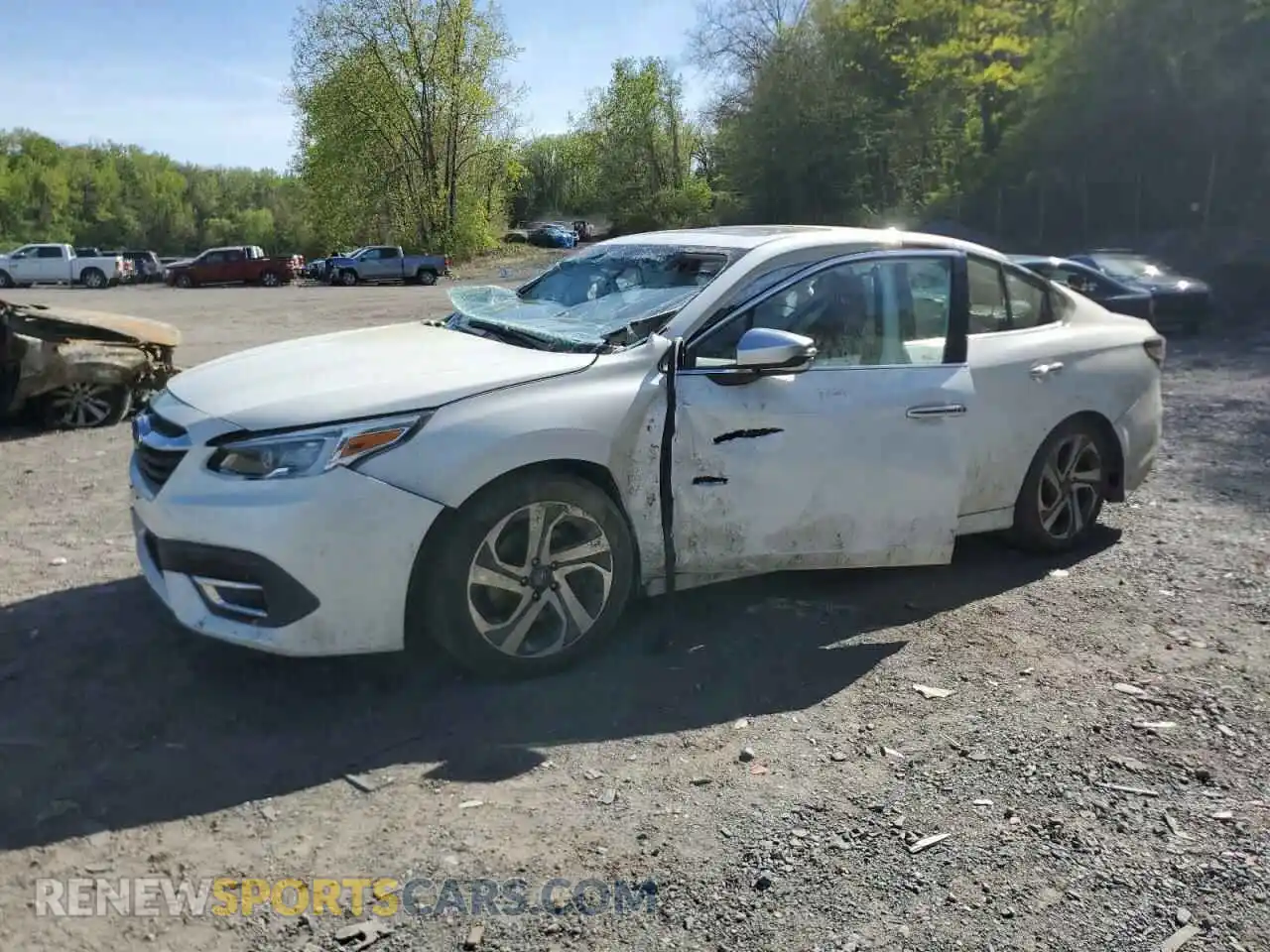 1 Photograph of a damaged car 4S3BWGP67M3005226 SUBARU LEGACY 2021