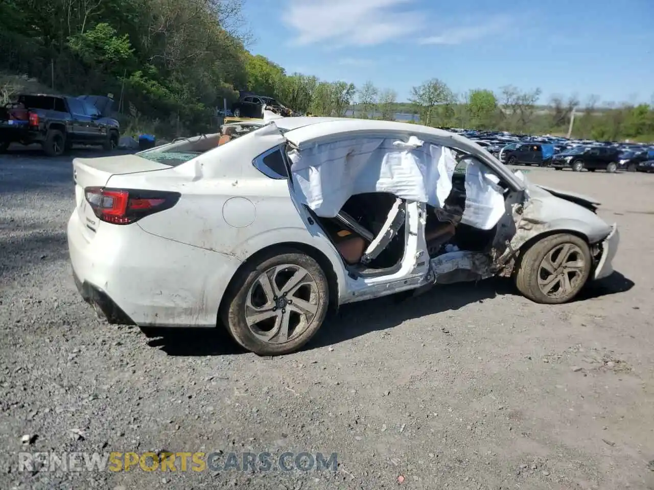 3 Photograph of a damaged car 4S3BWGP67M3005226 SUBARU LEGACY 2021