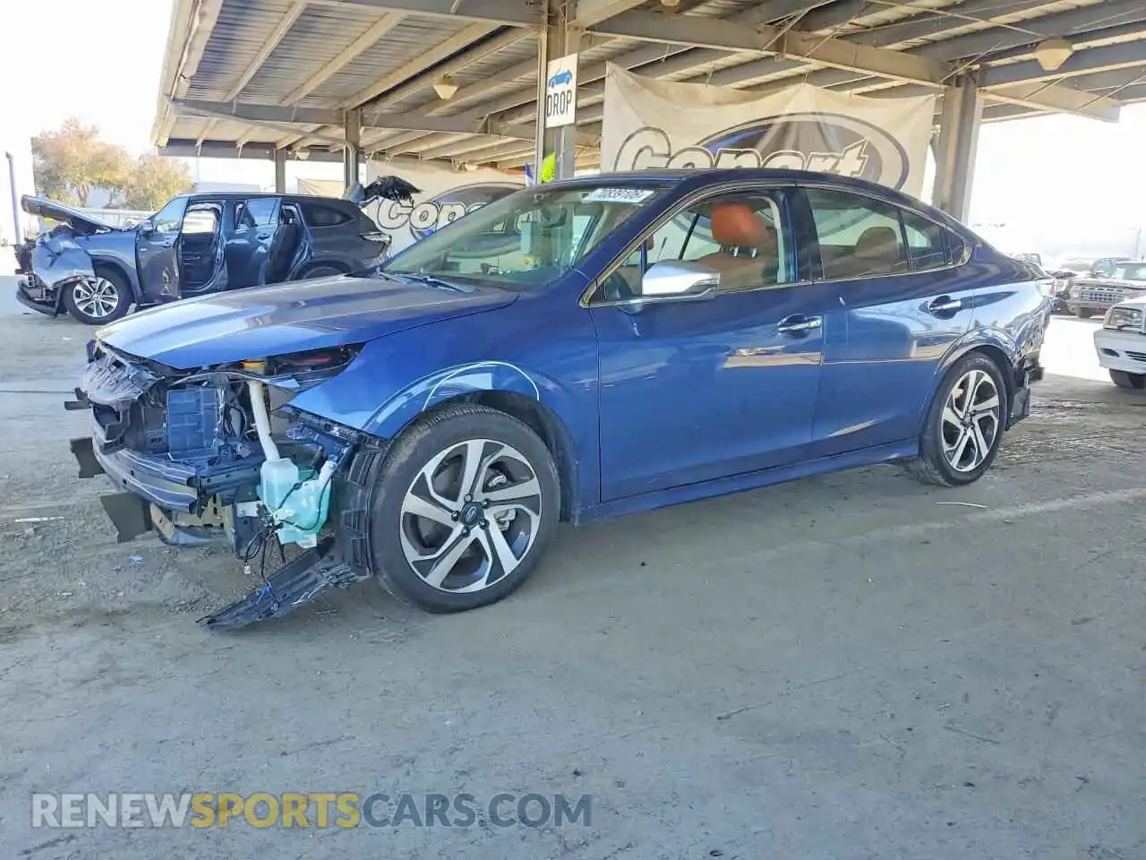 1 Photograph of a damaged car 4S3BWGP67M3009857 SUBARU LEGACY 2021