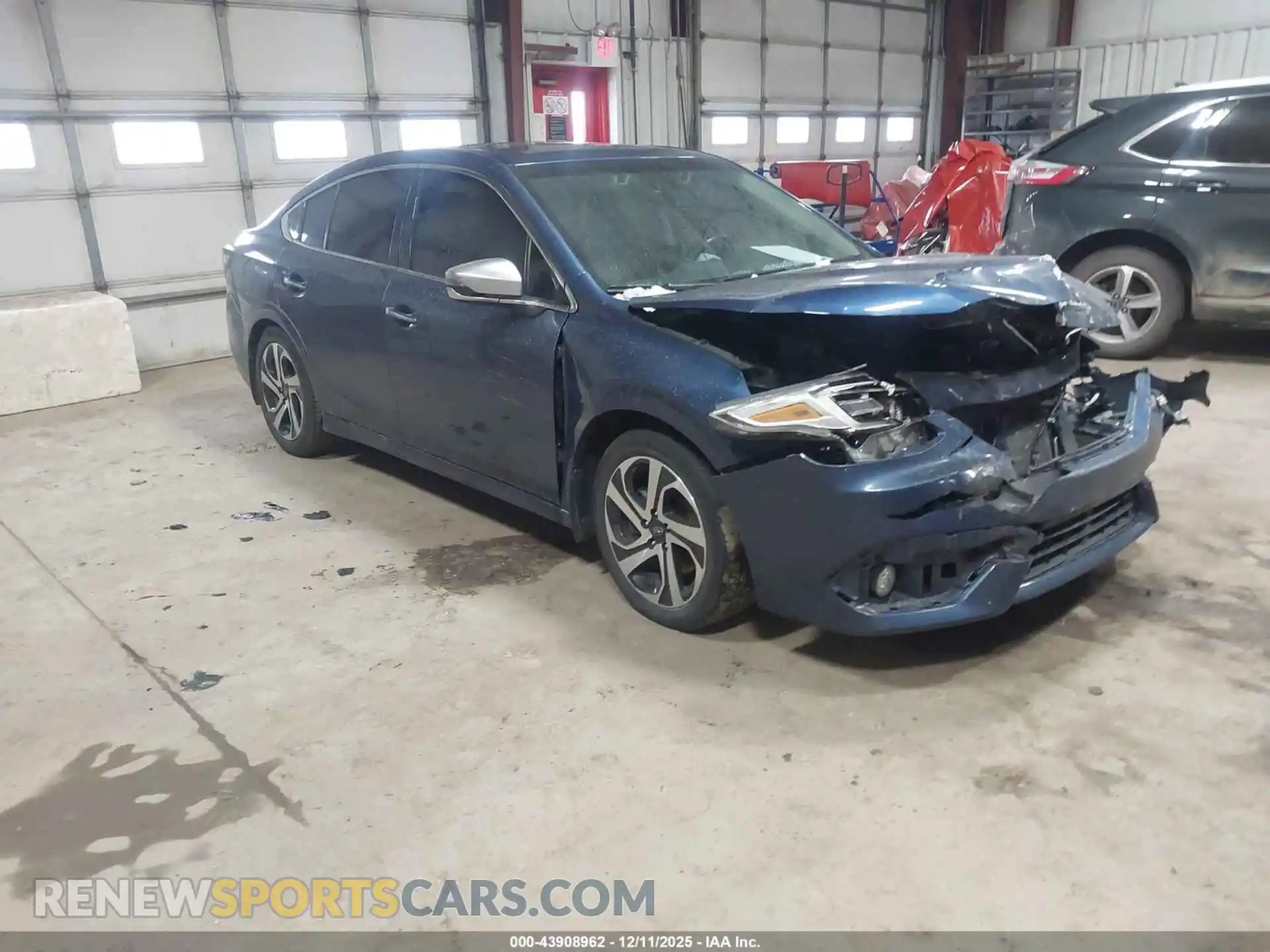 1 Photograph of a damaged car 4S3BWGP68M3006224 SUBARU LEGACY 2021