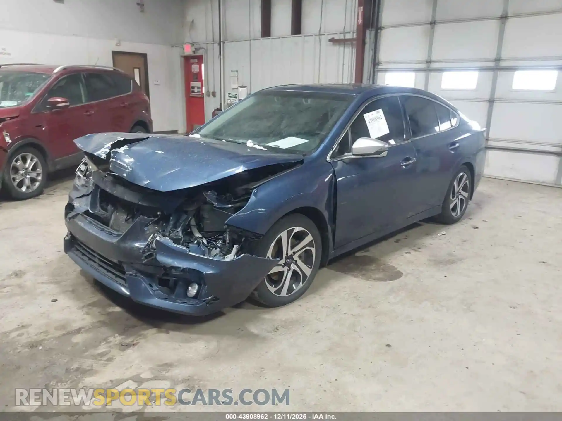 2 Photograph of a damaged car 4S3BWGP68M3006224 SUBARU LEGACY 2021