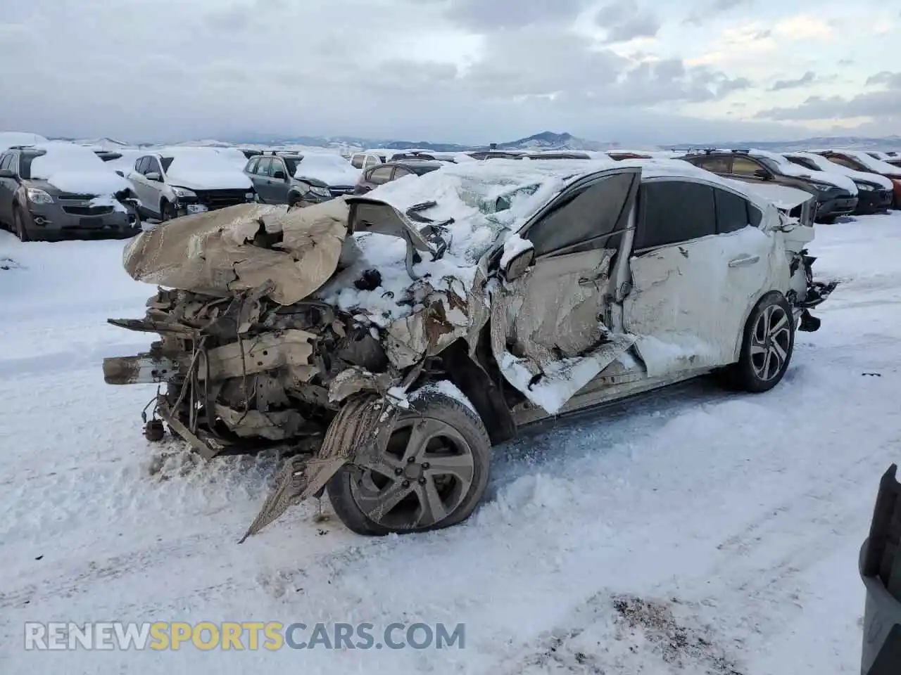 1 Photograph of a damaged car 4S3BWGP69M3018348 SUBARU LEGACY 2021