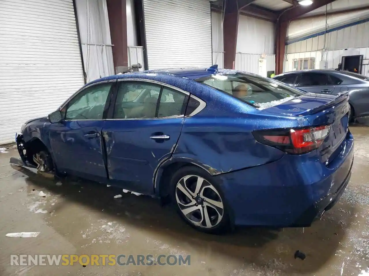 2 Photograph of a damaged car 4S3BWGP63N3010215 SUBARU LEGACY 2022