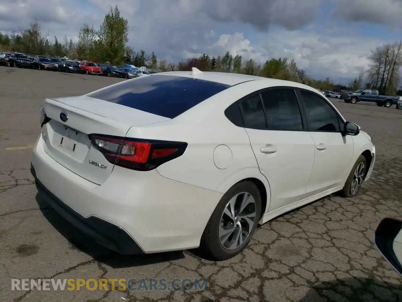 3 Photograph of a damaged car 4S3BWAD66P3010178 SUBARU LEGACY 2023