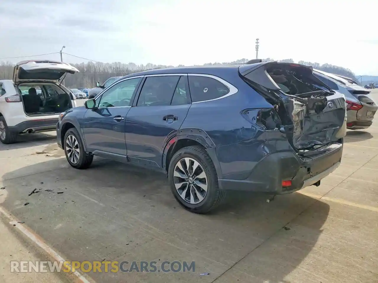 2 Photograph of a damaged car 4S4BTGPD8P3103737 SUBARU LEGACY 2023