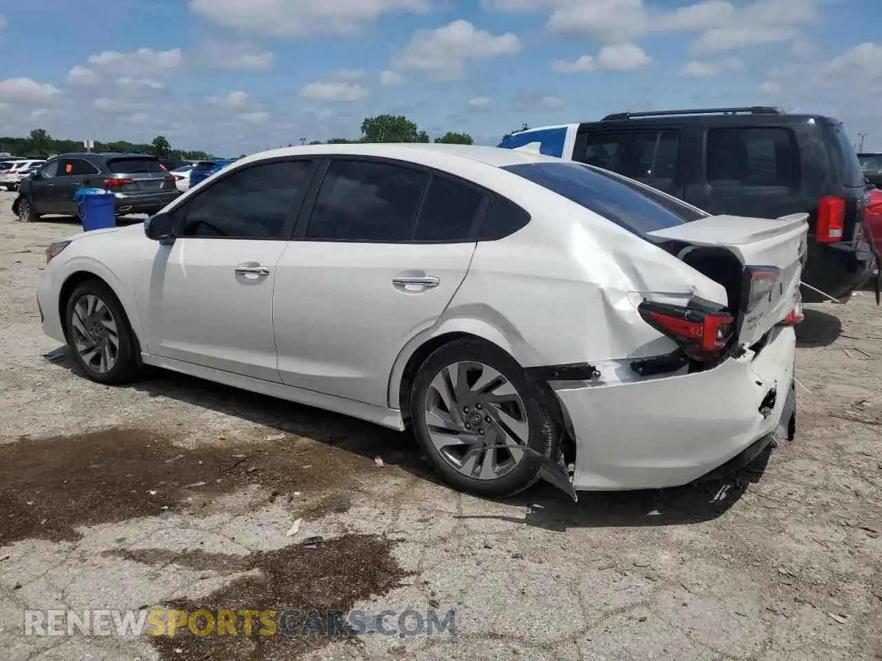 2 Photograph of a damaged car 4S3BWGP68R3016890 SUBARU LEGACY 2024