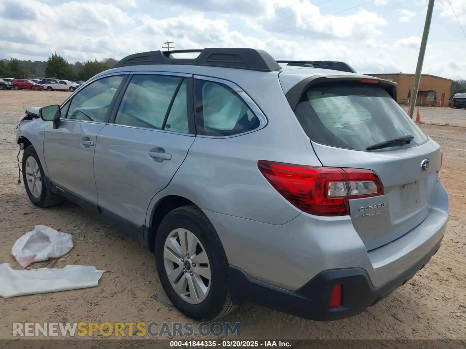 3 Фотография поврежденного автомобиля 4S4BSABC0K3377392 SUBARU OUTBACK 2019