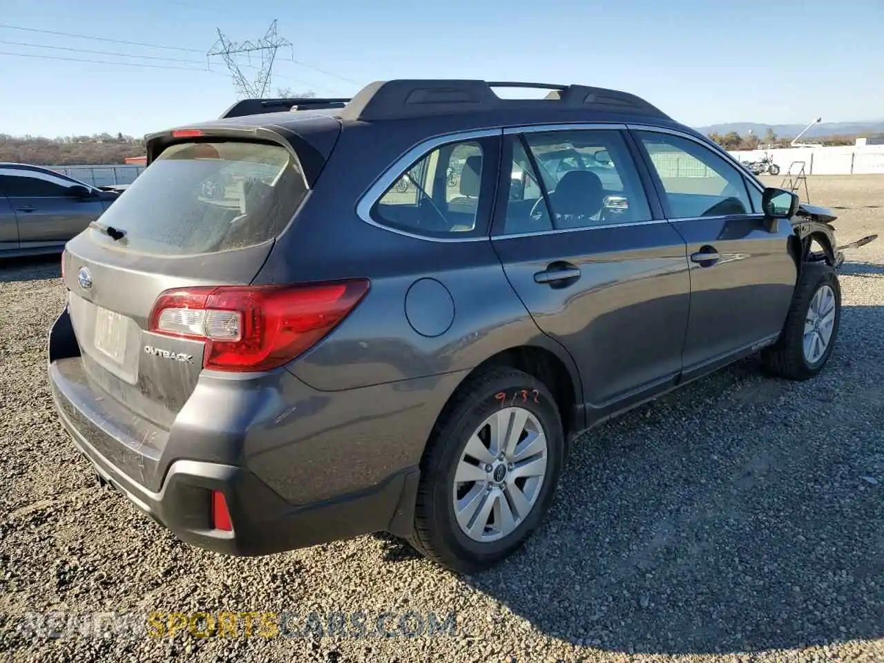 3 Photograph of a damaged car 4S4BSABC1K3300952 SUBARU OUTBACK 2019