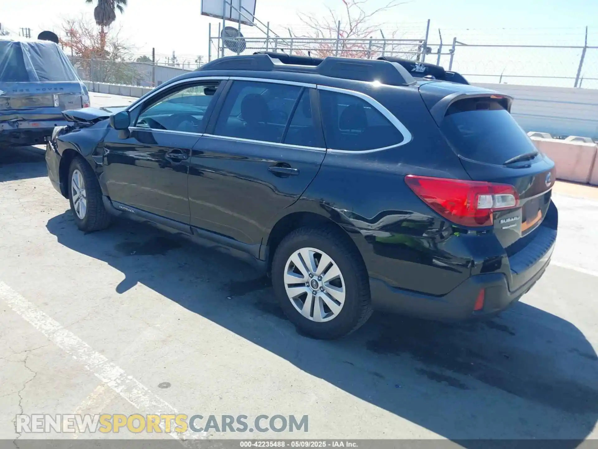 3 Photograph of a damaged car 4S4BSABC7K3388258 SUBARU OUTBACK 2019