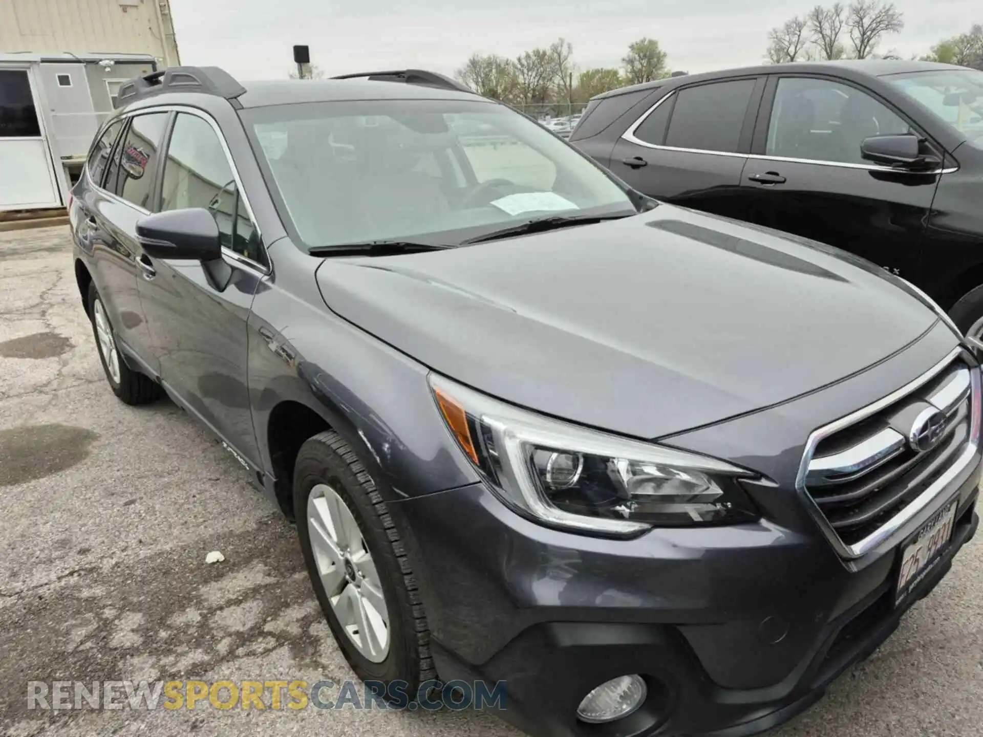 3 Photograph of a damaged car 4S4BSAFC1K3270555 SUBARU OUTBACK 2019