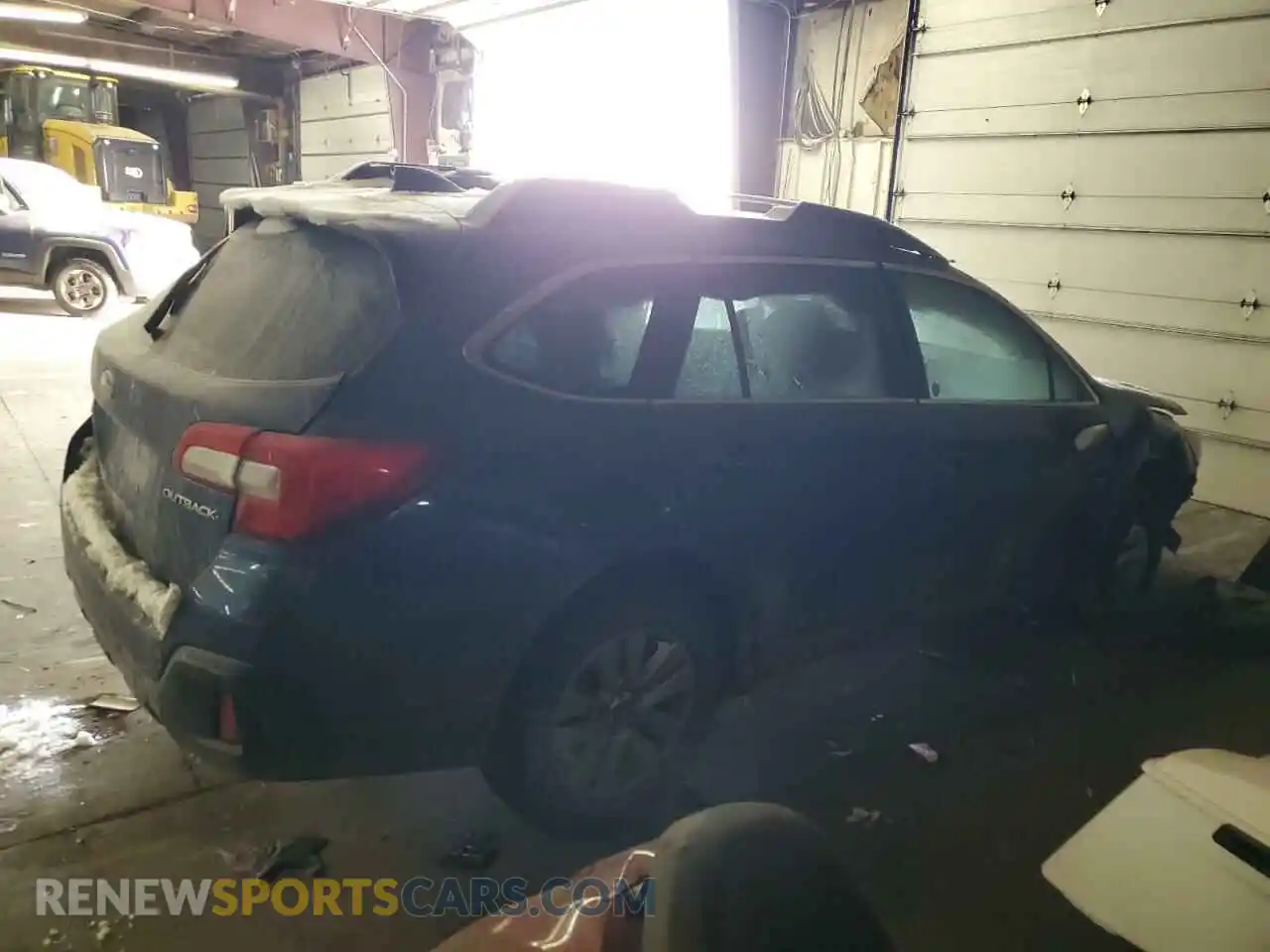 3 Photograph of a damaged car 4S4BSAFC2K3303823 SUBARU OUTBACK 2019