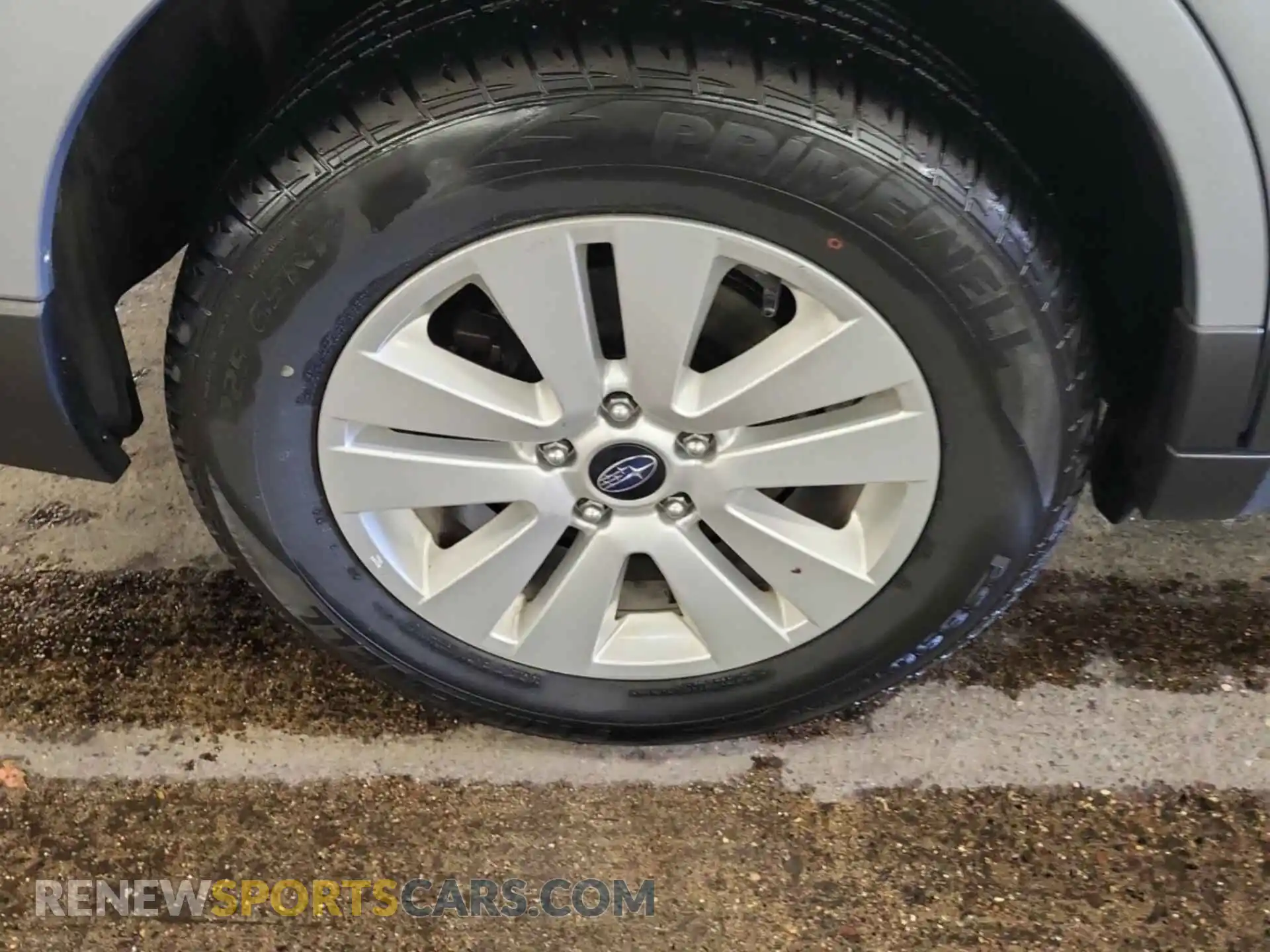 2 Photograph of a damaged car 4S4BSAFC3K3303300 SUBARU OUTBACK 2019