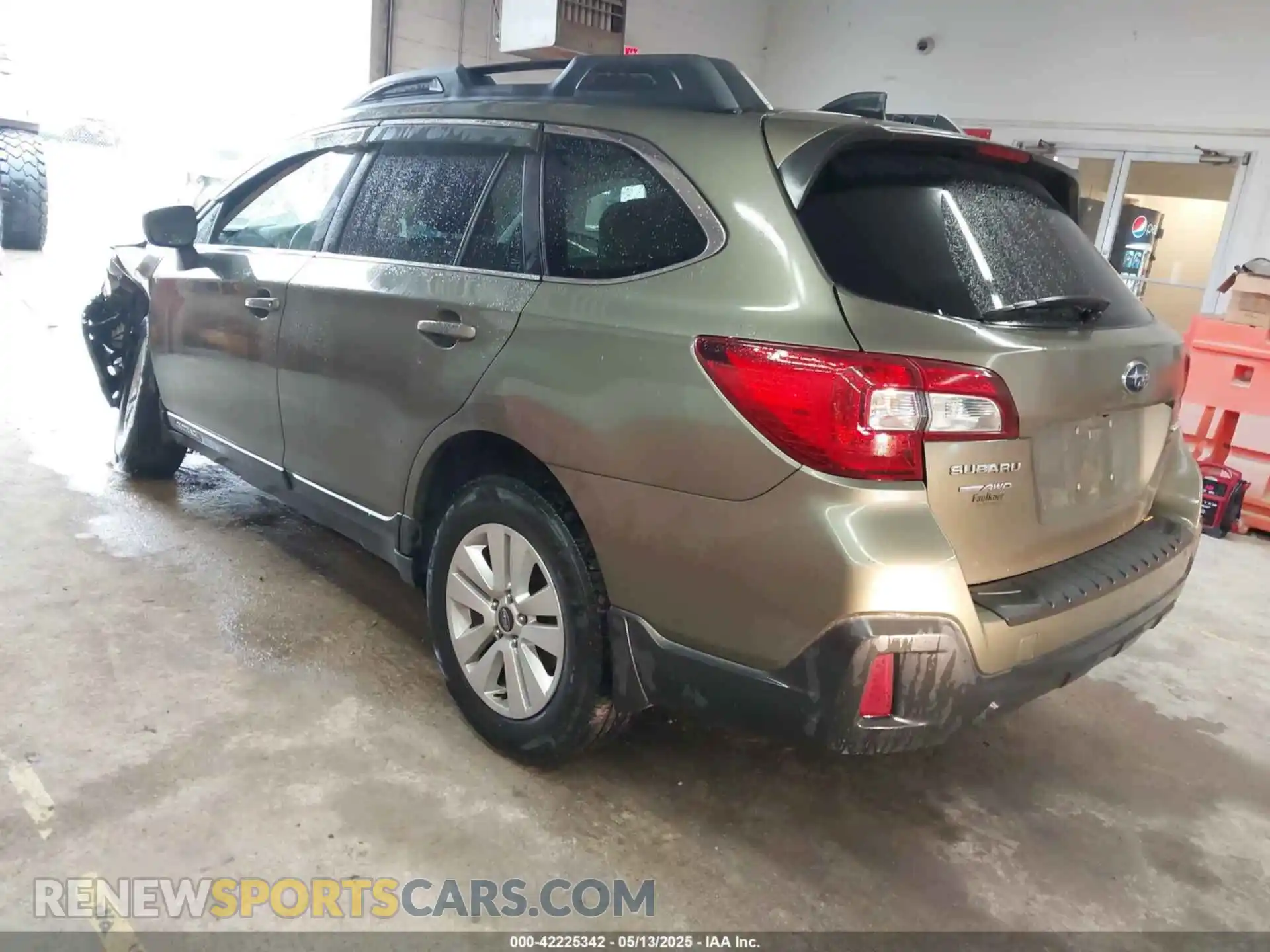 3 Photograph of a damaged car 4S4BSAFC6K3357691 SUBARU OUTBACK 2019