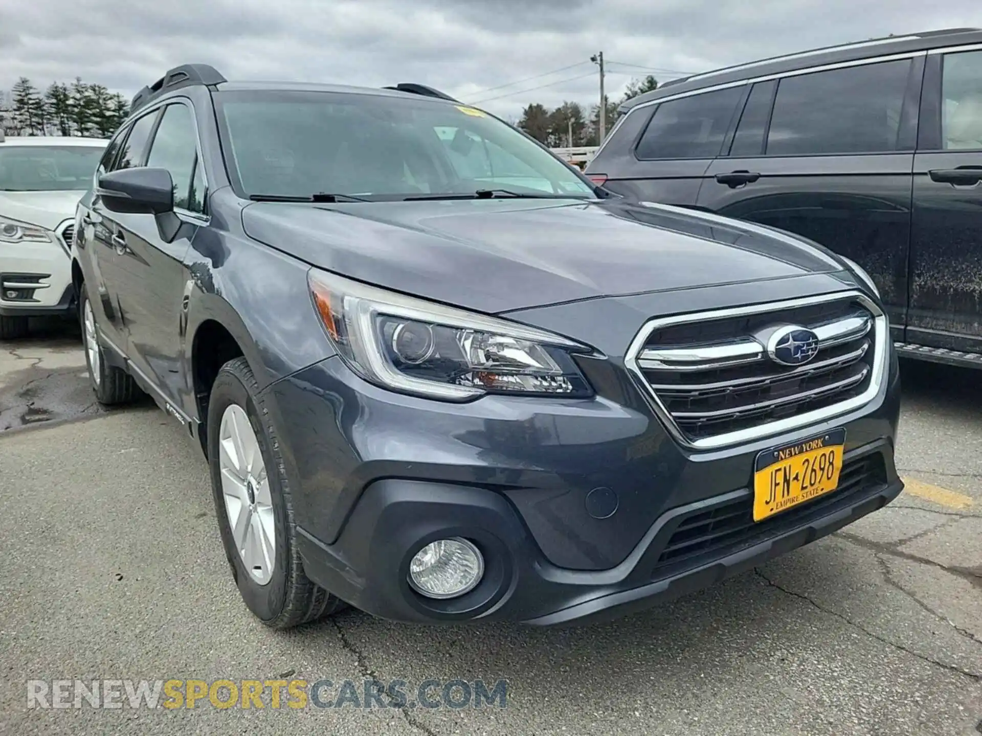 3 Photograph of a damaged car 4S4BSAFC8K3318536 SUBARU OUTBACK 2019