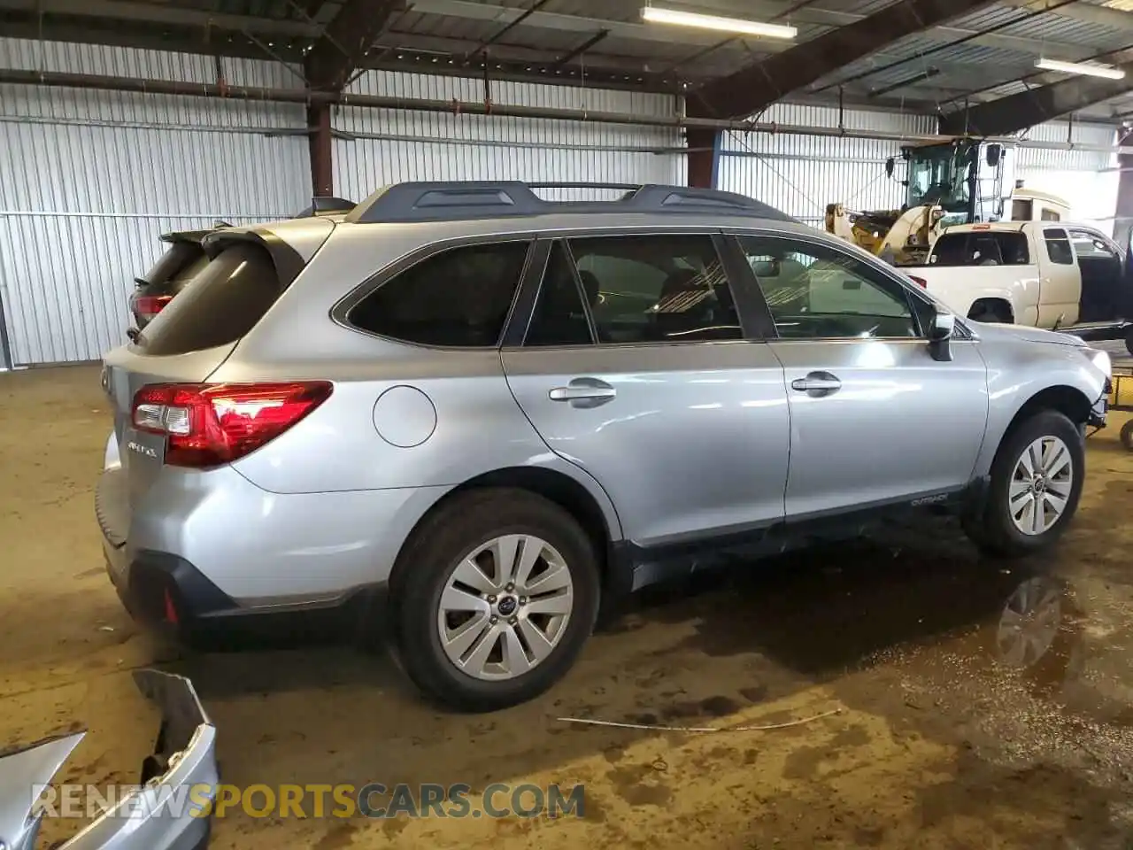 3 Photograph of a damaged car 4S4BSAFC8K3355411 SUBARU OUTBACK 2019