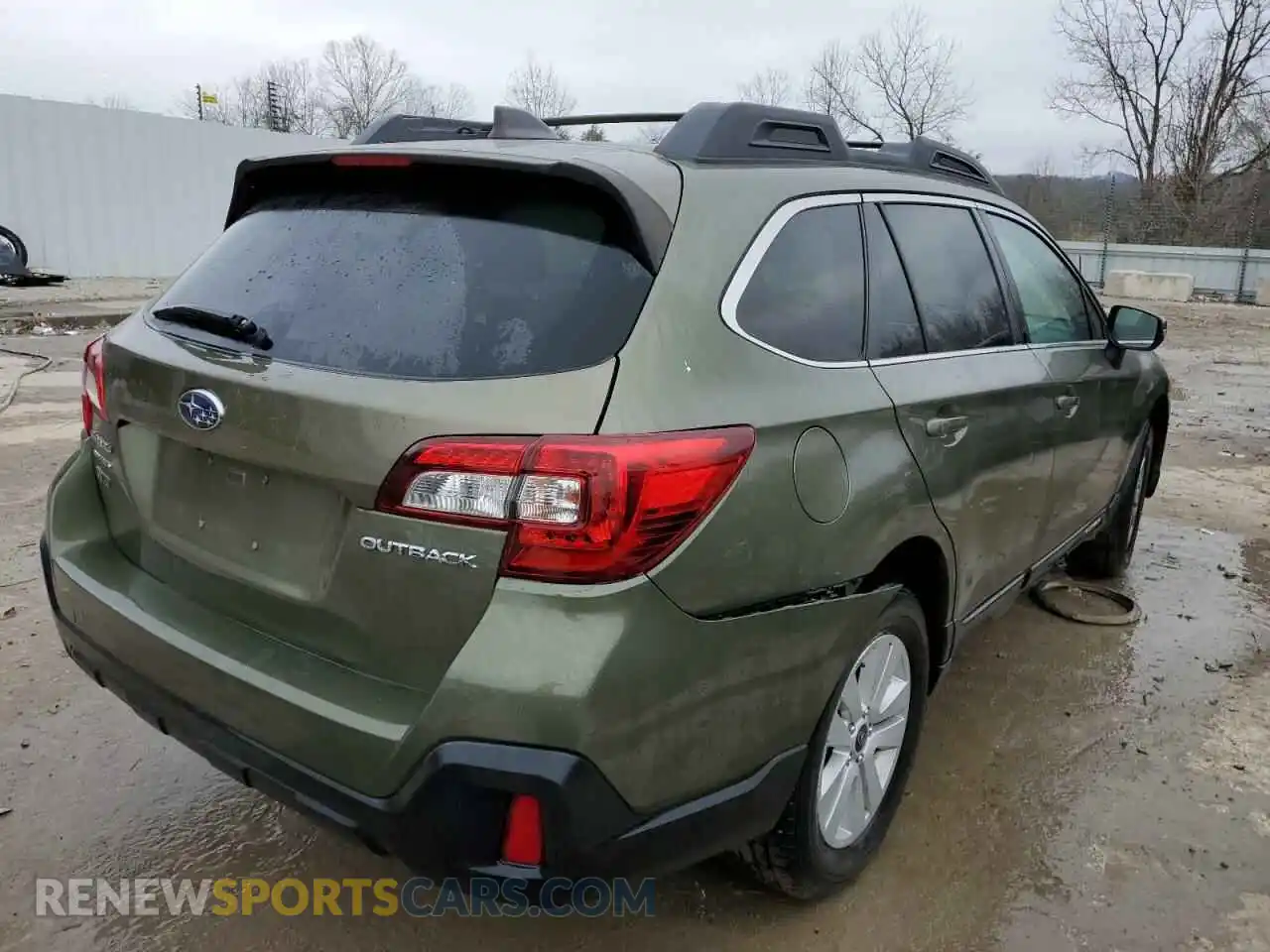 3 Photograph of a damaged car 4S4BSAHC4K3330440 SUBARU OUTBACK 2019