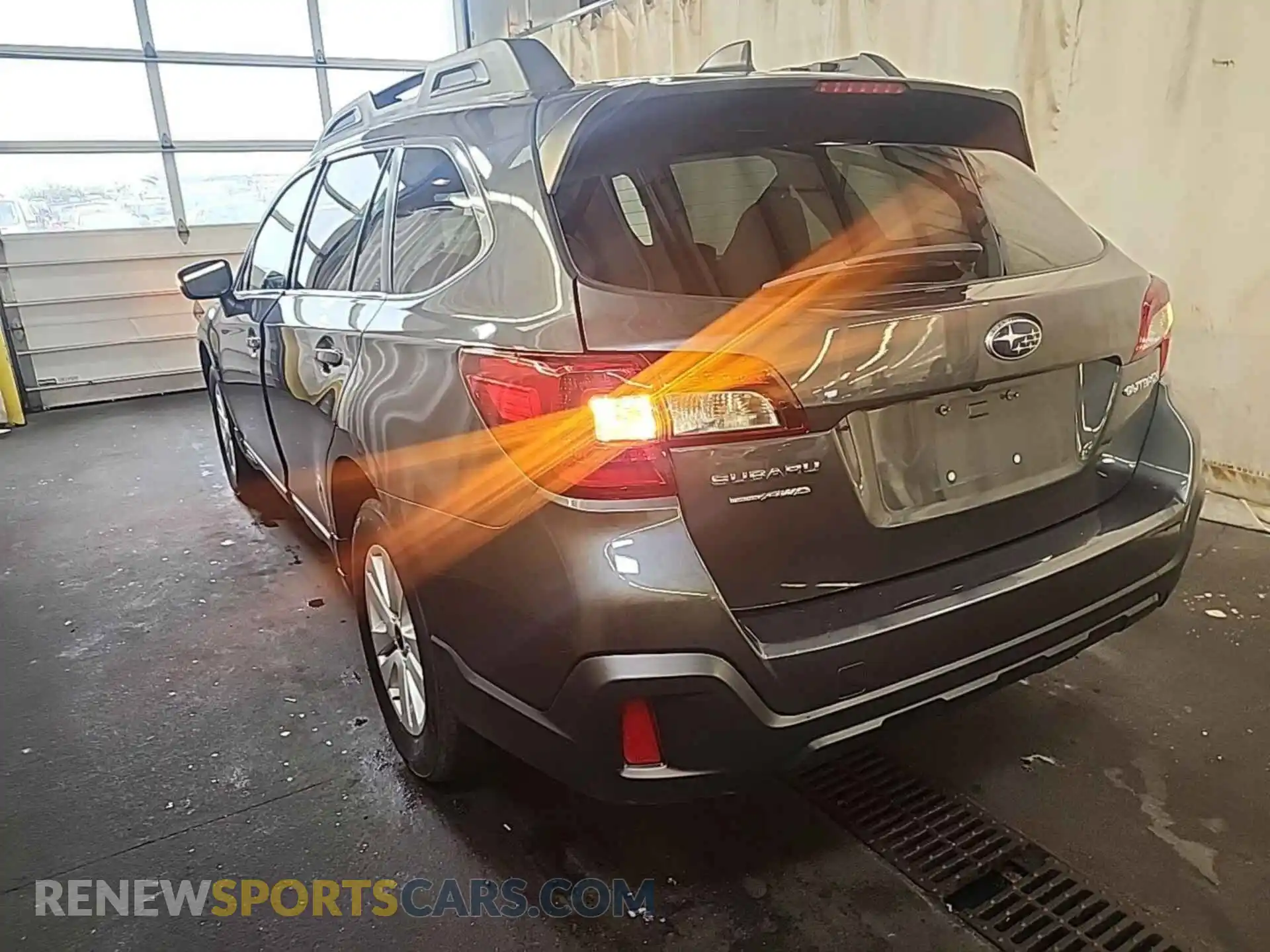 3 fotografías del automóvil dañado 4S4BSAHC5K3256087 SUBARU OUTBACK 2019