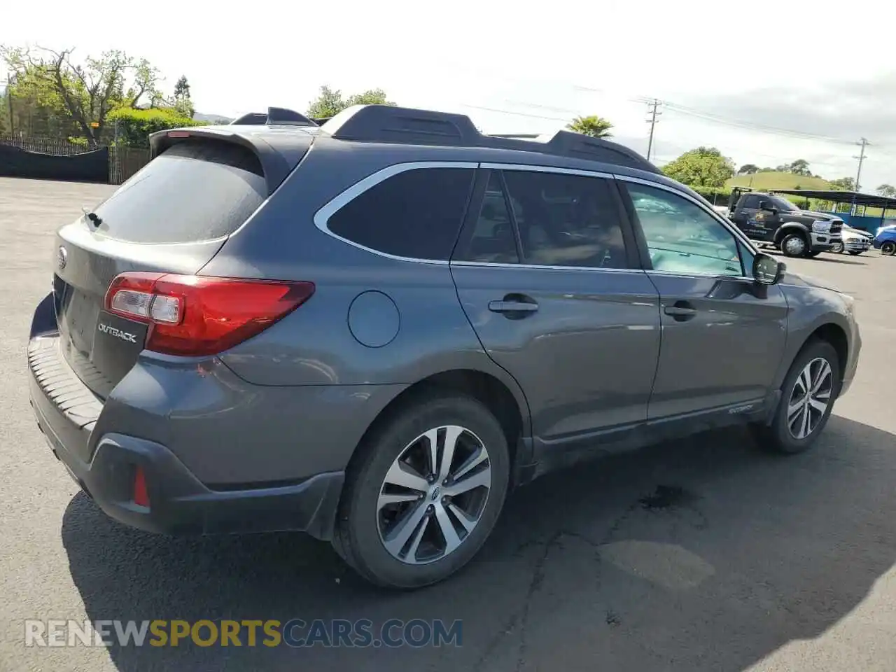 3 Photograph of a damaged car 4S4BSANC4K3228852 SUBARU OUTBACK 2019