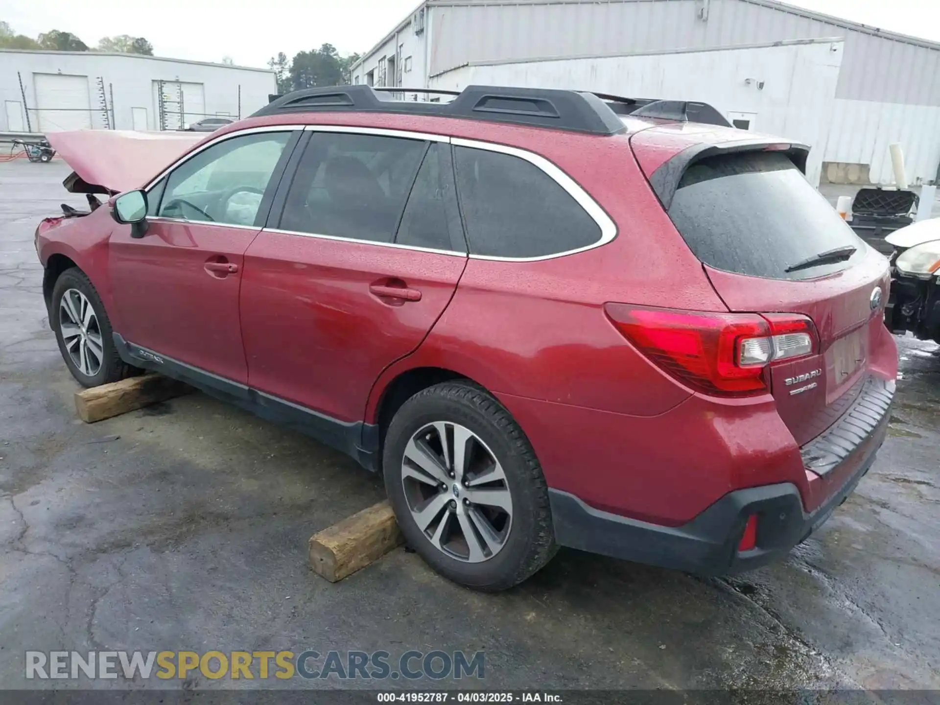 3 Photograph of a damaged car 4S4BSANC4K3285942 SUBARU OUTBACK 2019