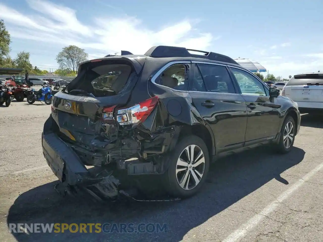 3 Photograph of a damaged car 4S4BSANC4K3392439 SUBARU OUTBACK 2019