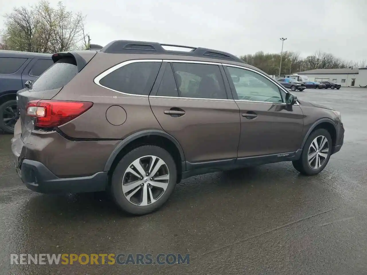 3 Photograph of a damaged car 4S4BSANC5K3264906 SUBARU OUTBACK 2019