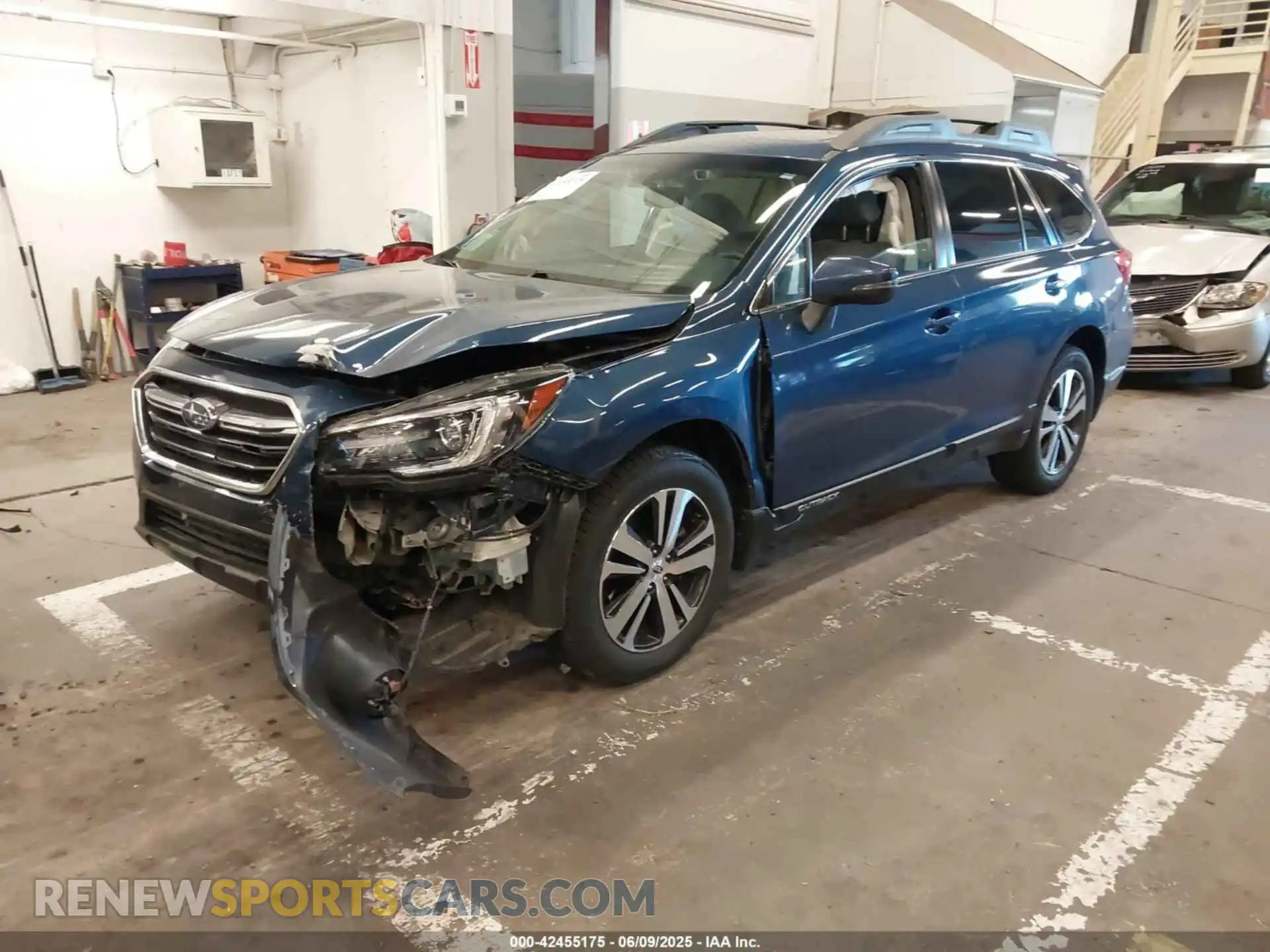 2 Photograph of a damaged car 4S4BSANC5K3368098 SUBARU OUTBACK 2019
