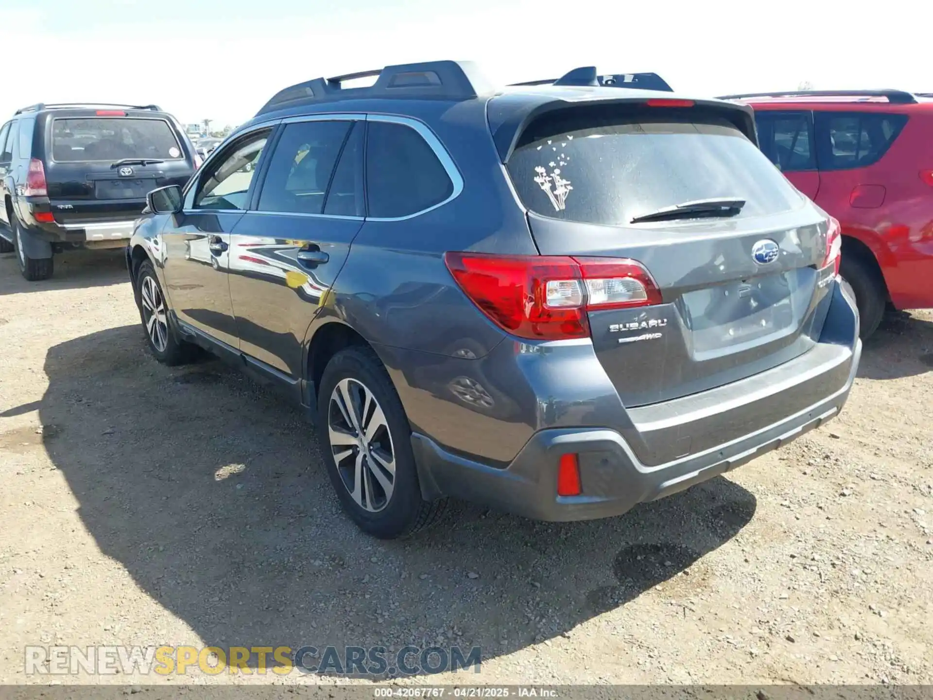 3 Photograph of a damaged car 4S4BSANC8K3353904 SUBARU OUTBACK 2019