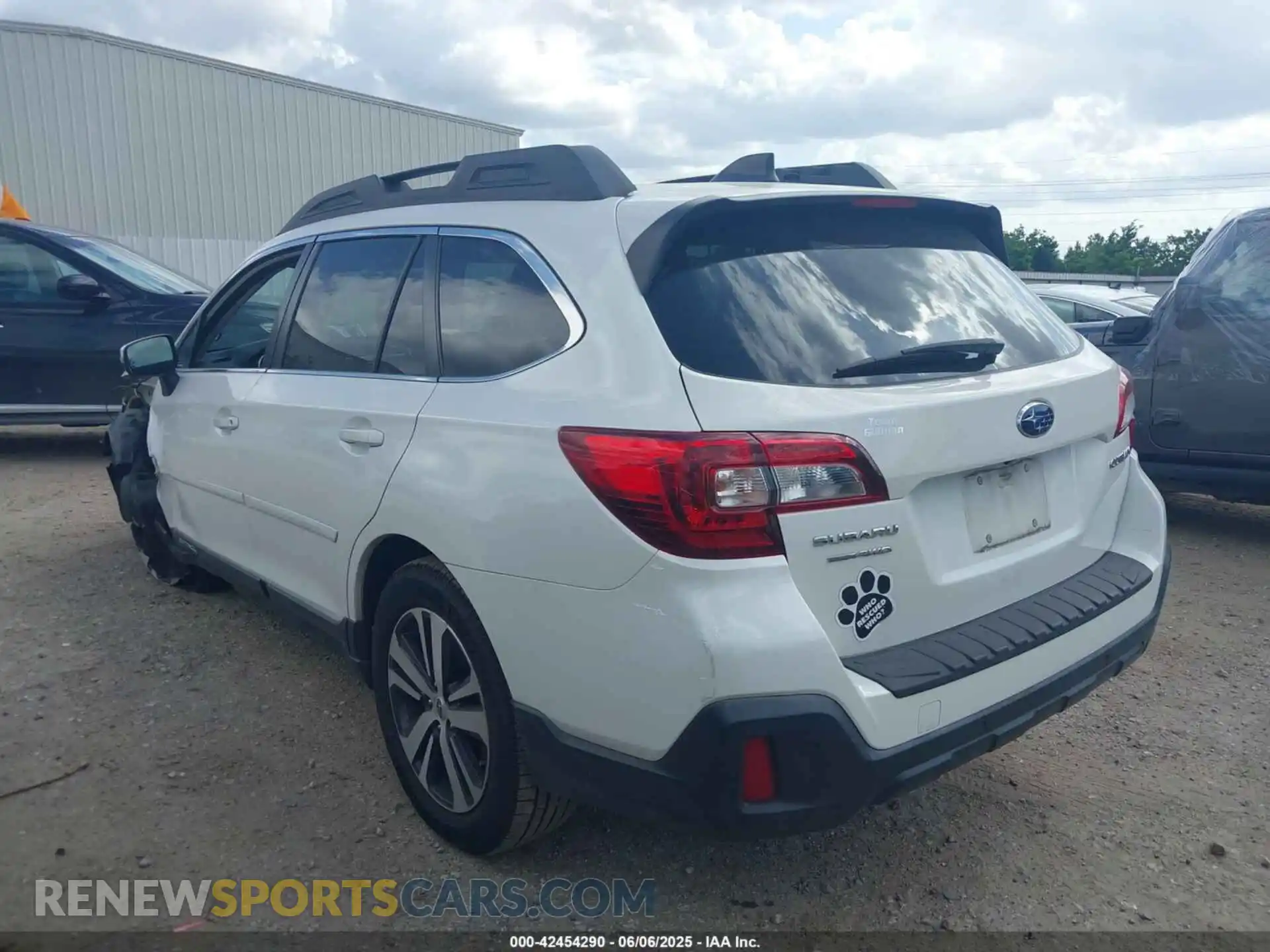 3 Photograph of a damaged car 4S4BSANC9K3218141 SUBARU OUTBACK 2019
