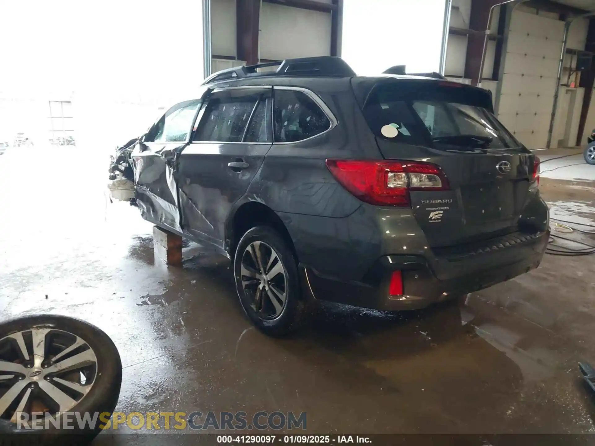 3 Photograph of a damaged car 4S4BSANC9K3366337 SUBARU OUTBACK 2019