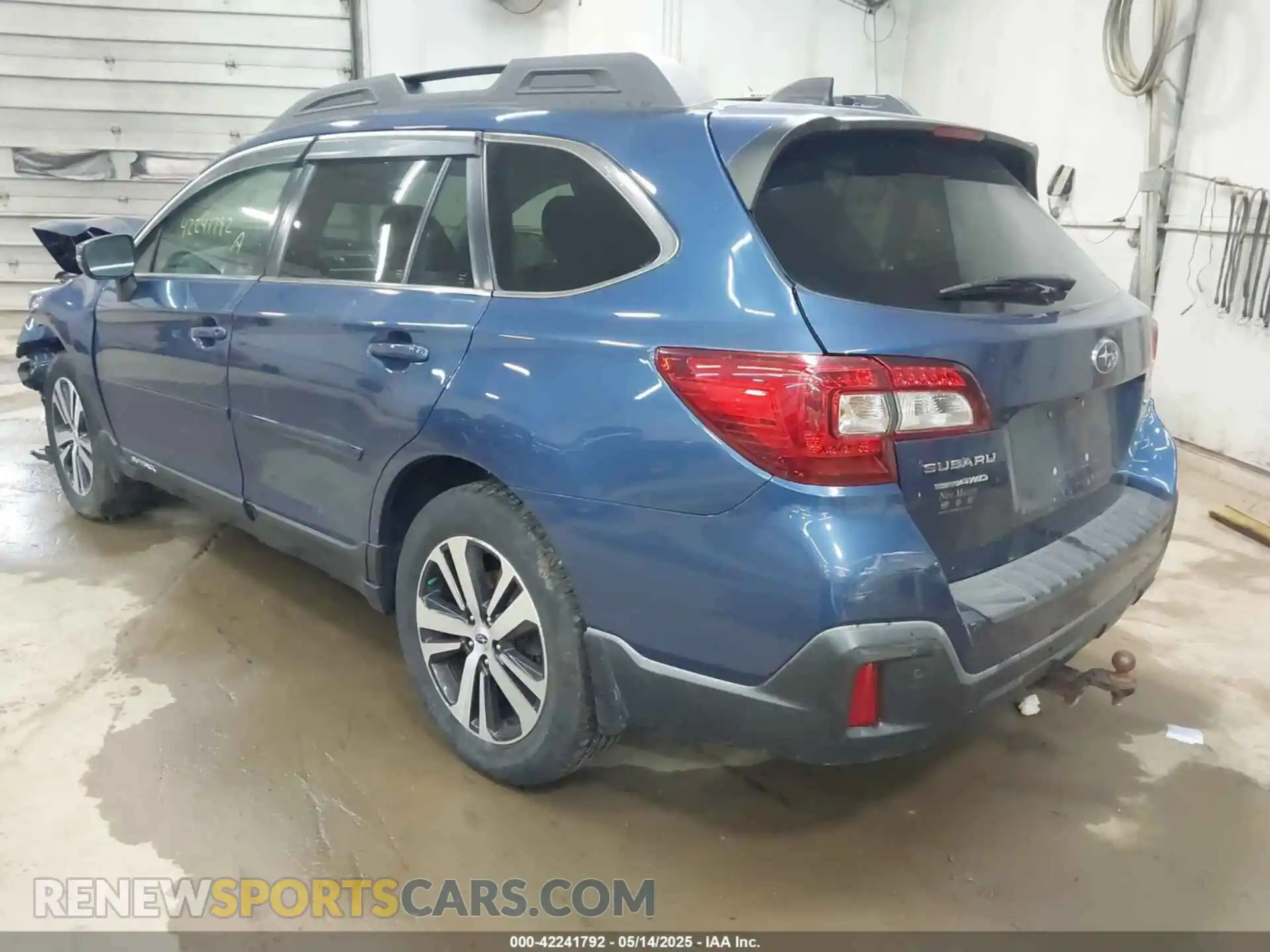 3 Photograph of a damaged car 4S4BSANC9K3390234 SUBARU OUTBACK 2019
