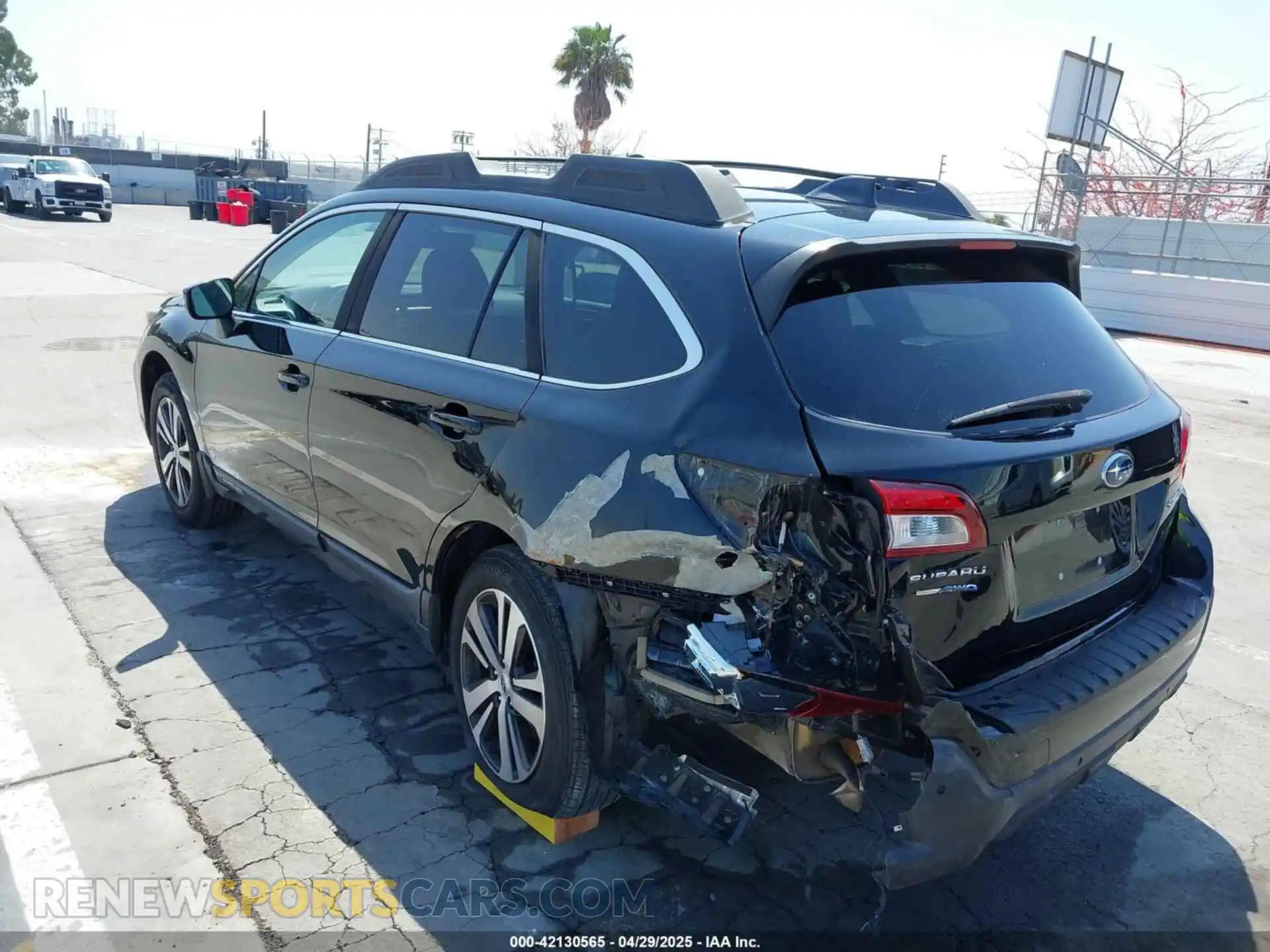 3 Photograph of a damaged car 4S4BSANCXK3394728 SUBARU OUTBACK 2019