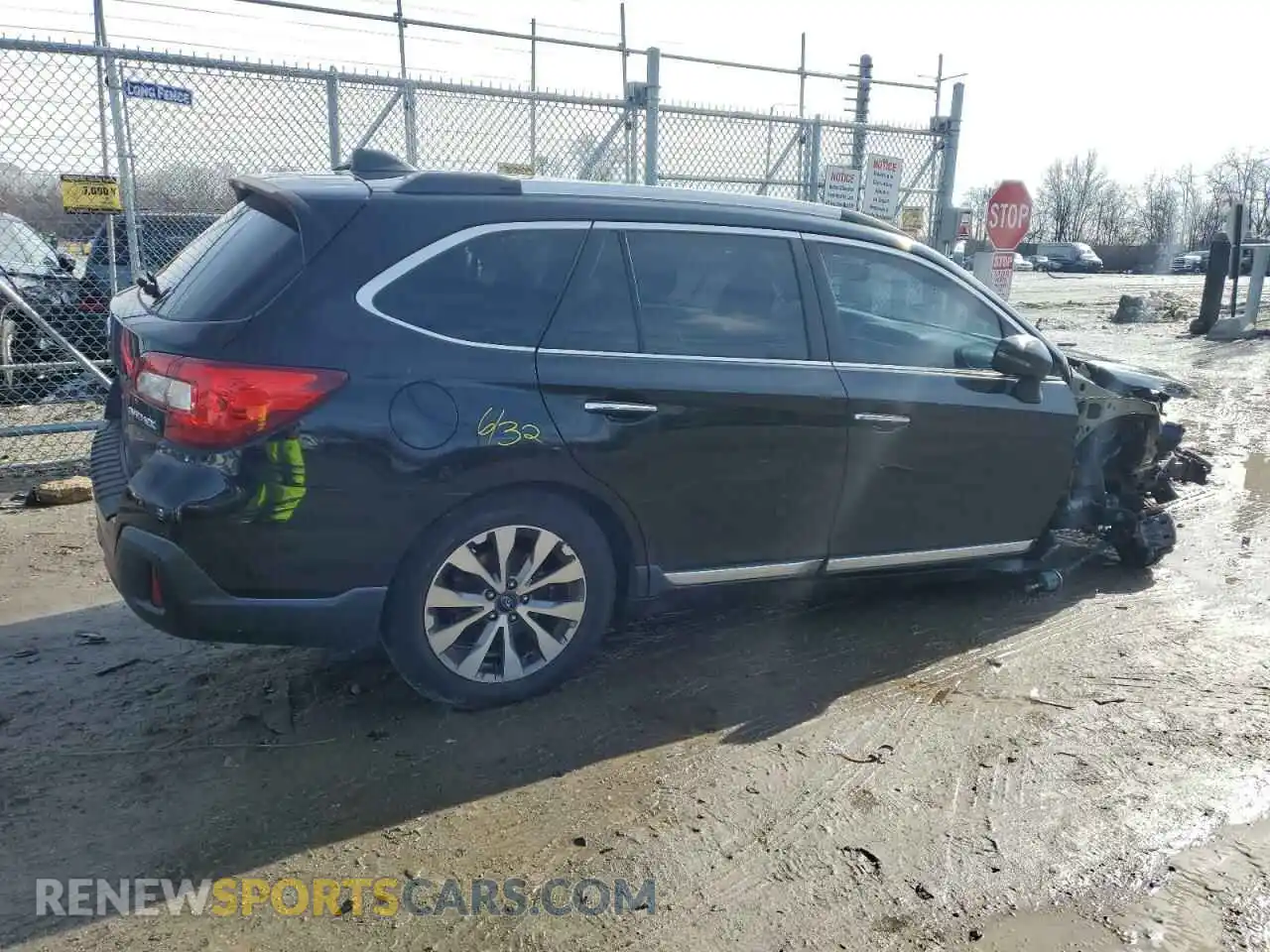 3 Photograph of a damaged car 4S4BSATC3K3290861 SUBARU OUTBACK 2019