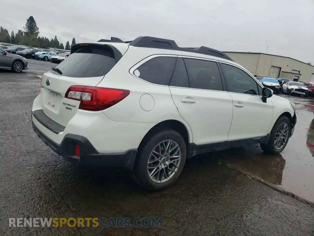 3 Photograph of a damaged car 4S4BSENC9K3275625 SUBARU OUTBACK 2019