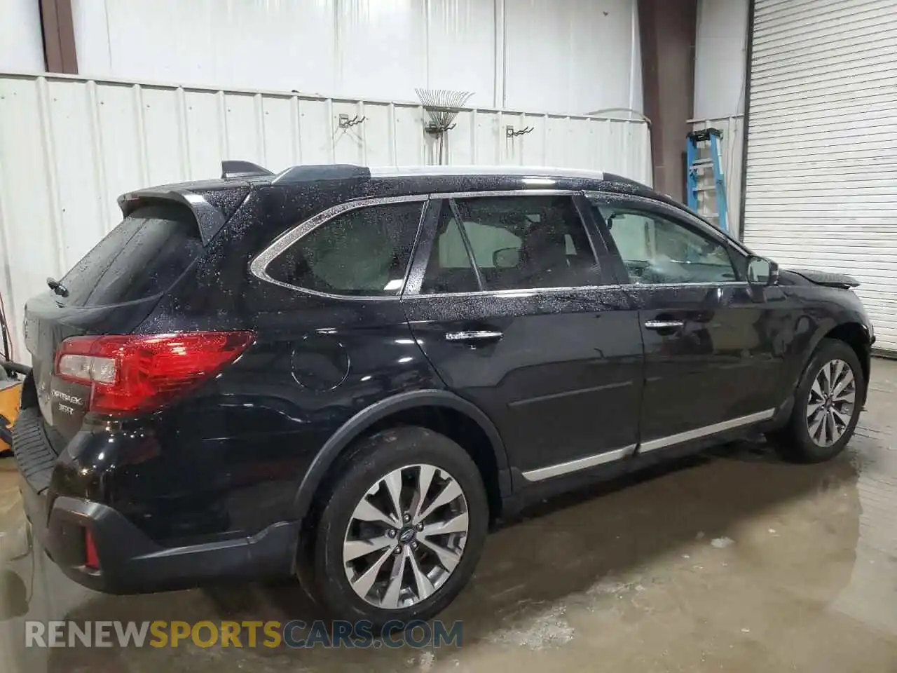 3 Photograph of a damaged car 4S4BSETC3K3295565 SUBARU OUTBACK 2019
