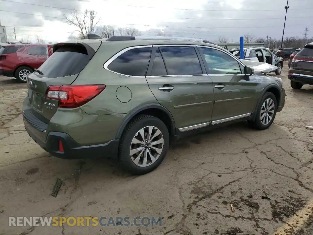 3 Photograph of a damaged car 4S4BSETC4K3295686 SUBARU OUTBACK 2019