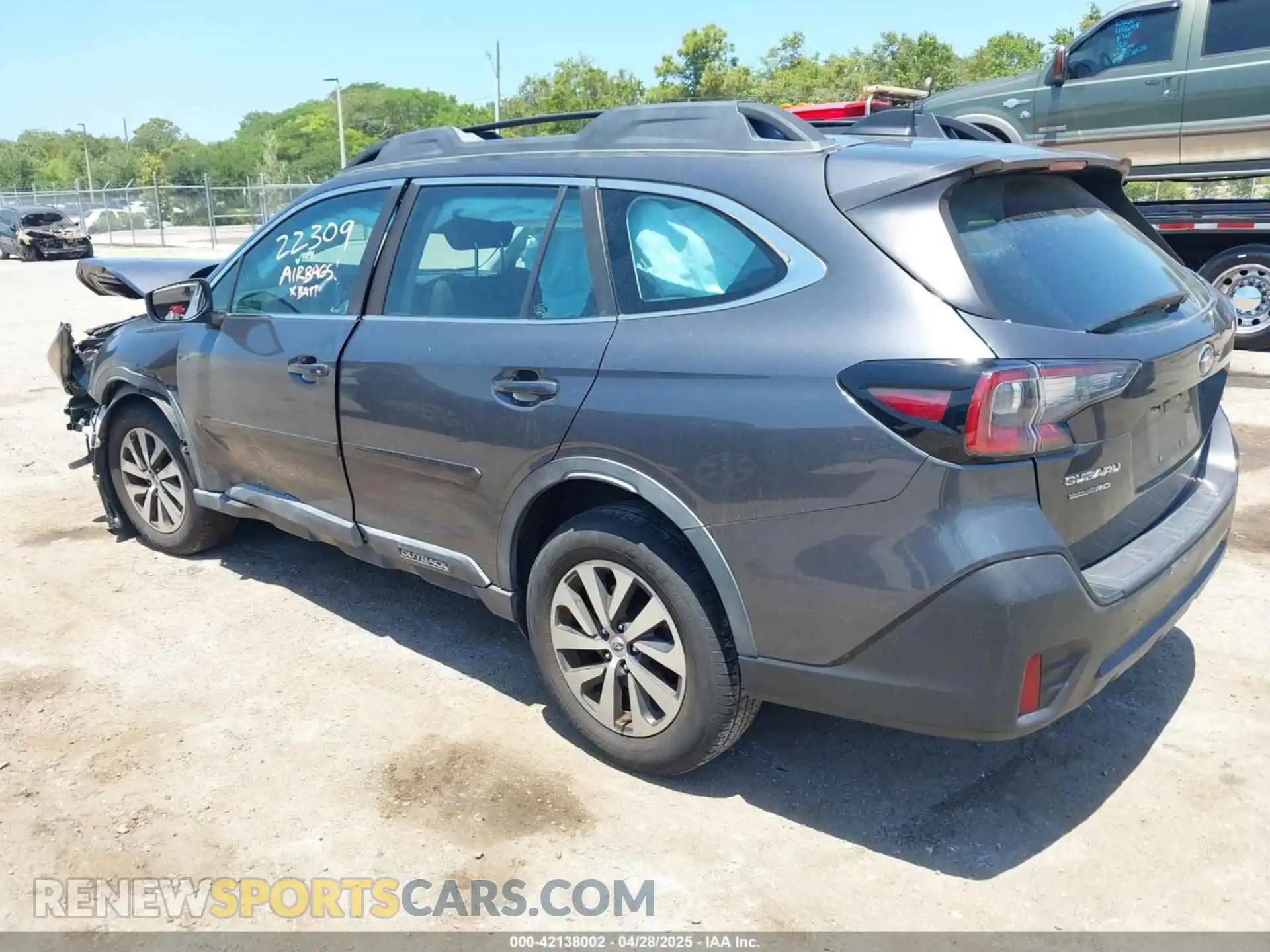 3 Photograph of a damaged car 4S4BTAAC2L3143528 SUBARU OUTBACK 2020