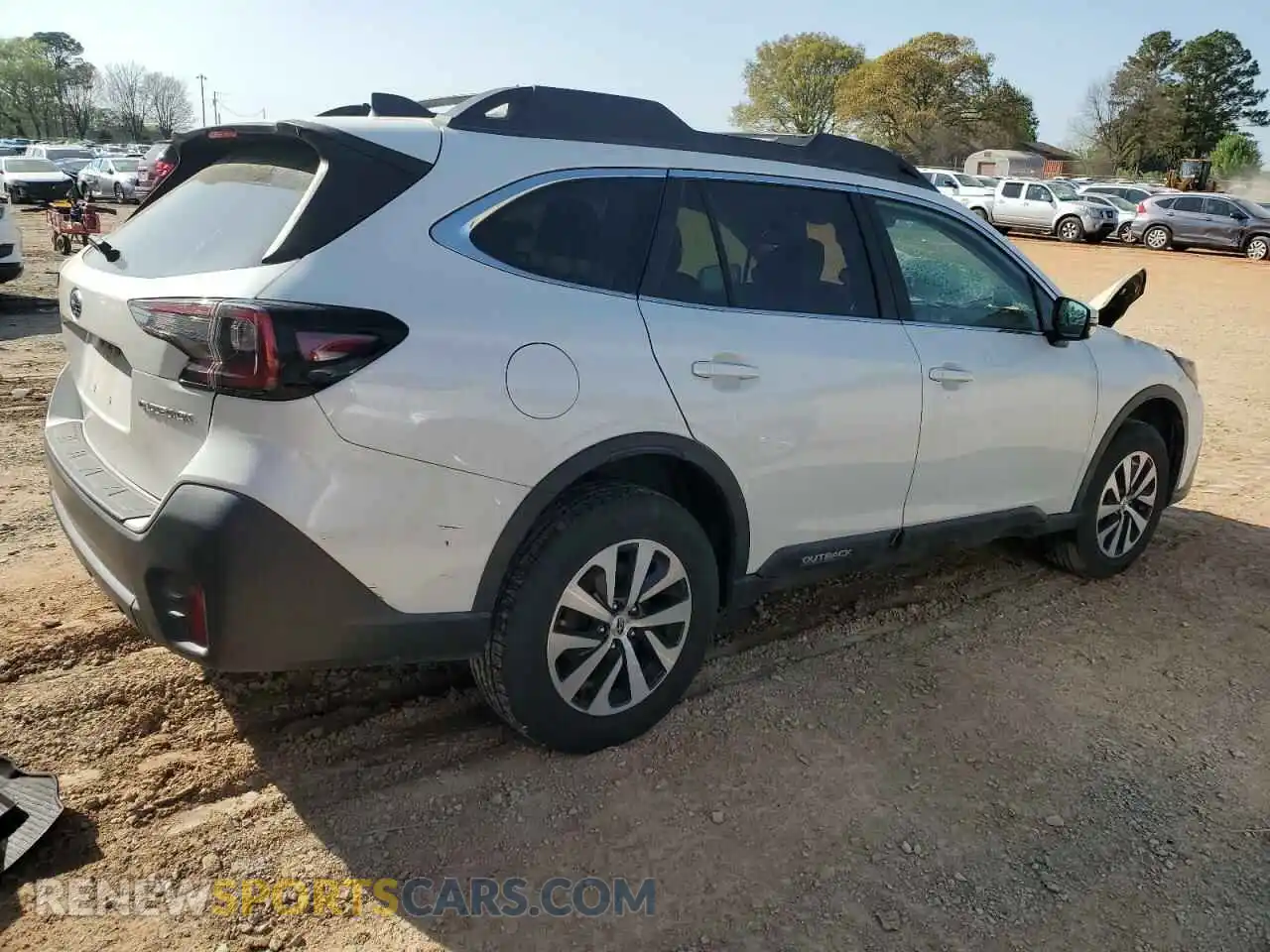 3 Photograph of a damaged car 4S4BTACC5L3192087 SUBARU OUTBACK 2020